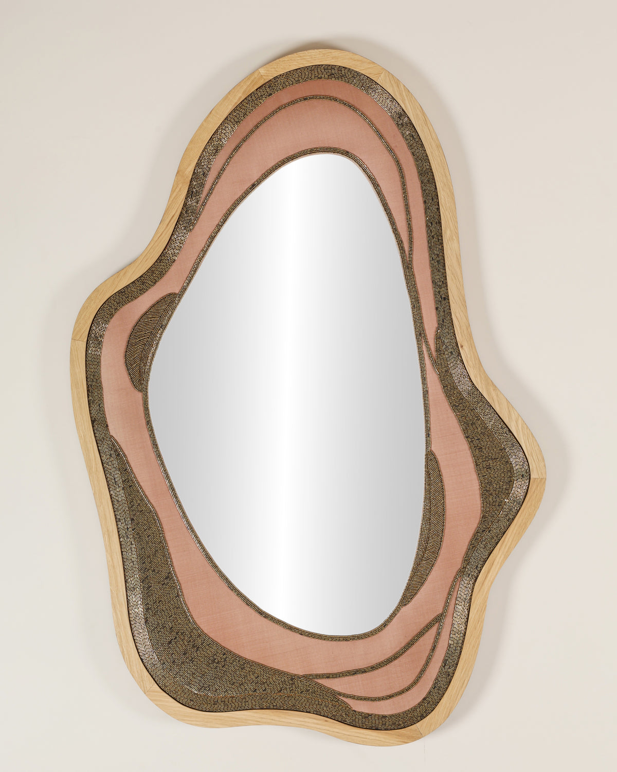 Naura Wall Mirror
