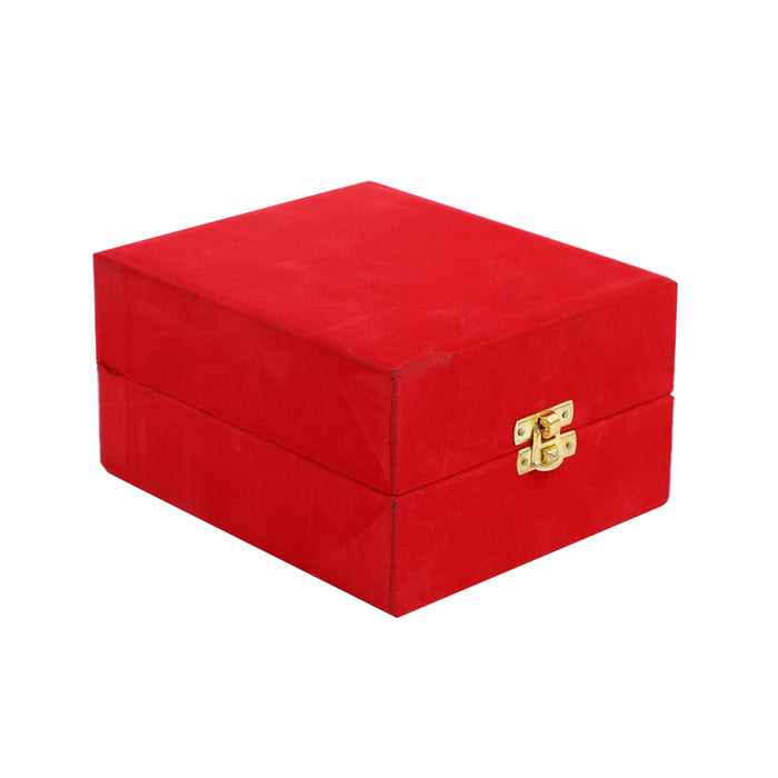 Lord Ganesh Idol with Red Velvet Gift box