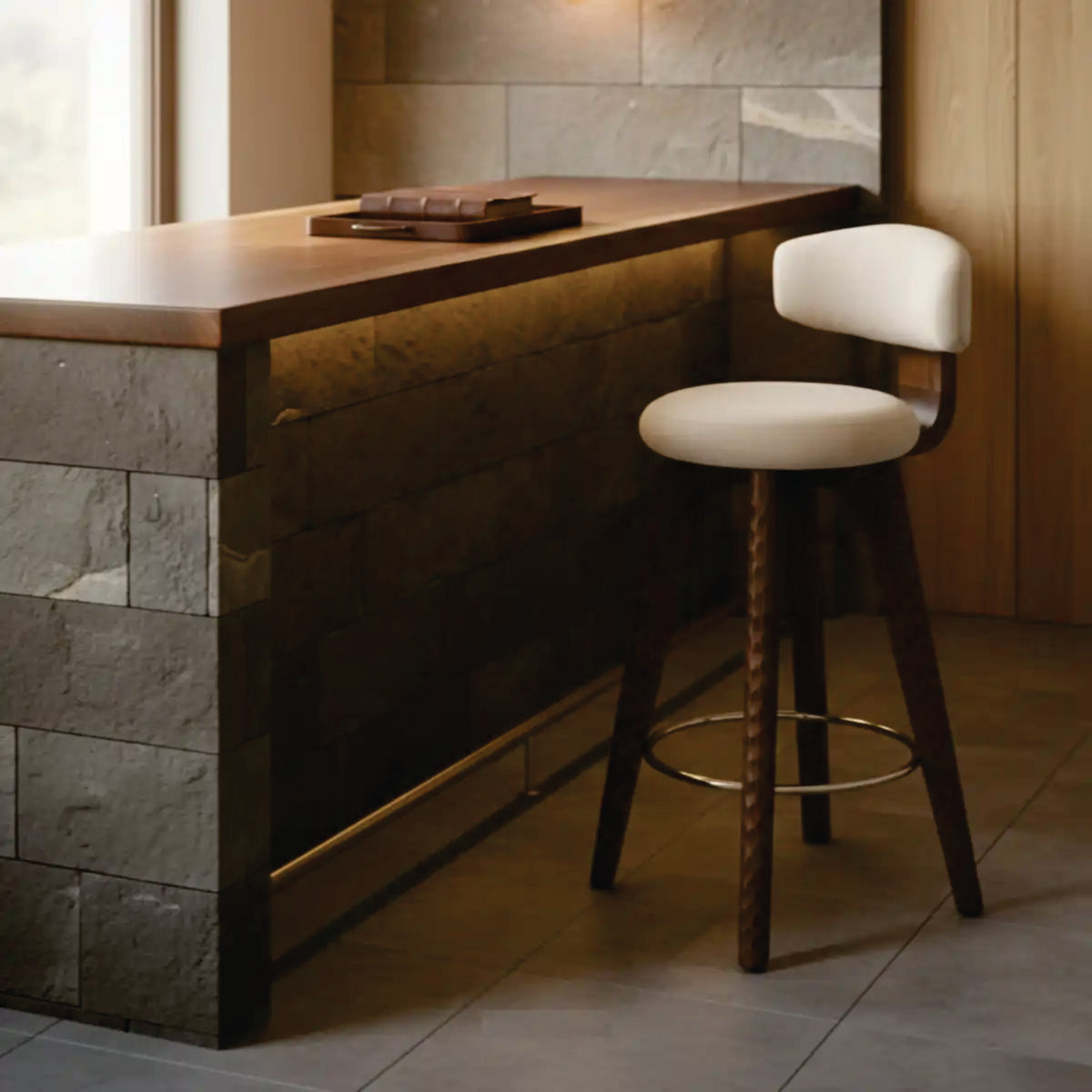 Halo Chiseled High Chair