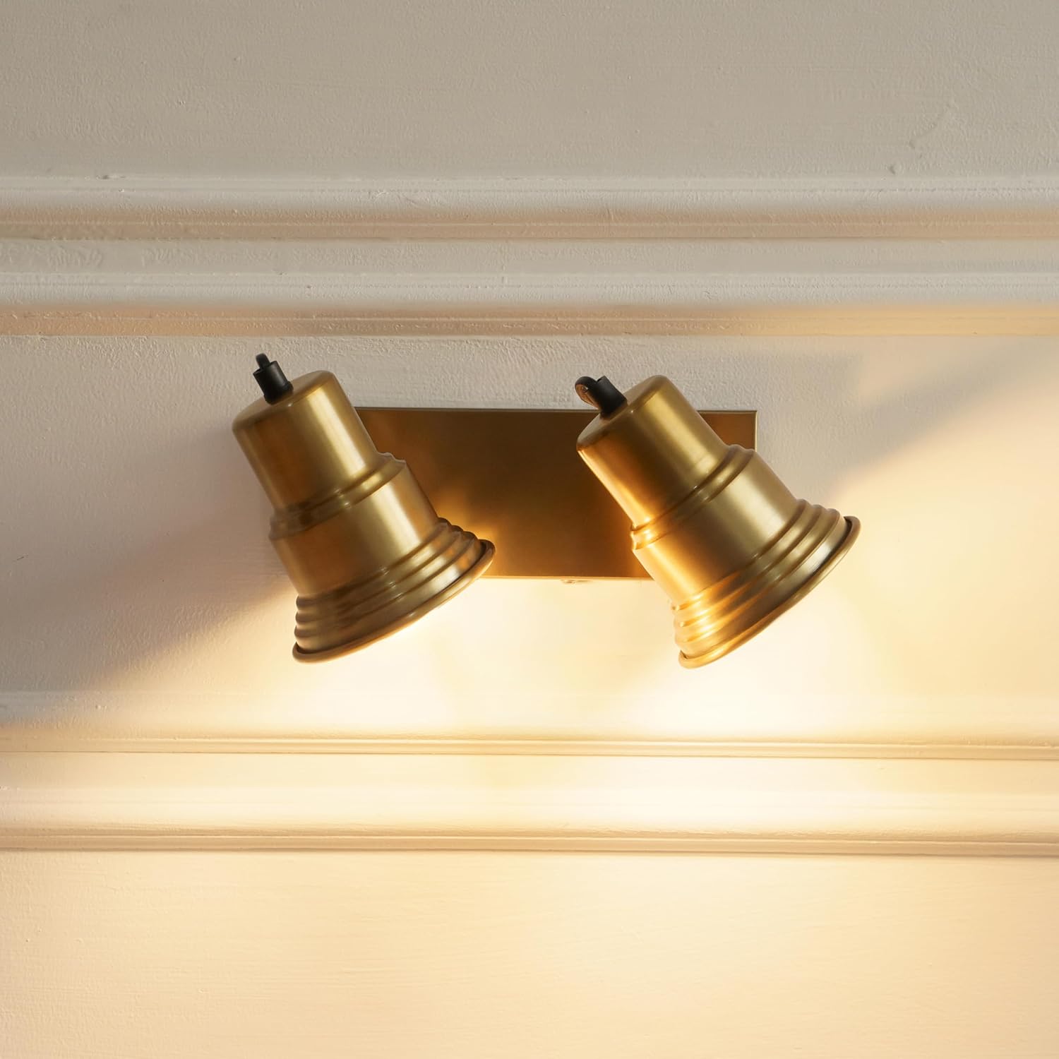 Spot Light Wall Lamp Antique Brass Finish with Double Movement | Picture Light to Highlight Showpiece, Above Mirror - Focus Wall Light