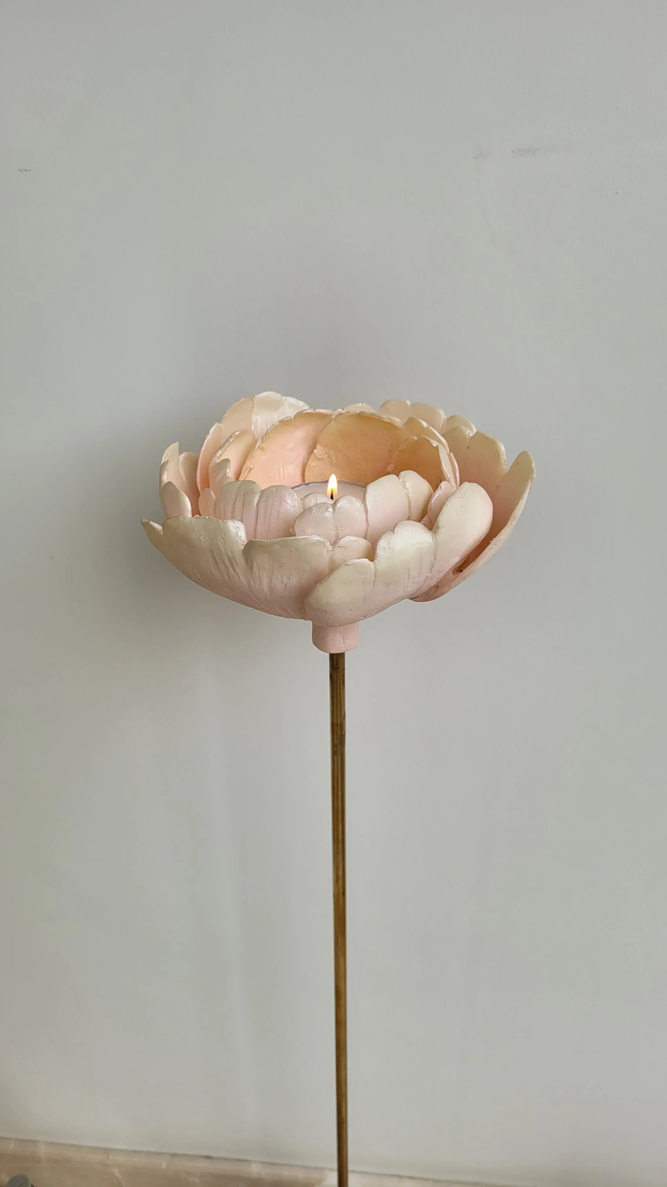 Perched Floret Tealight Stand