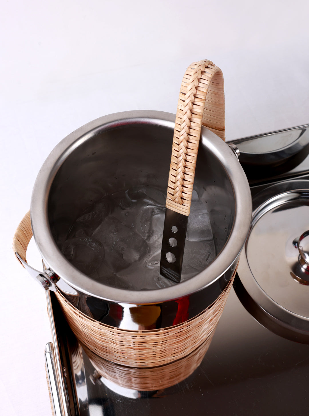 The Ice Ice bucket & Tong Duo