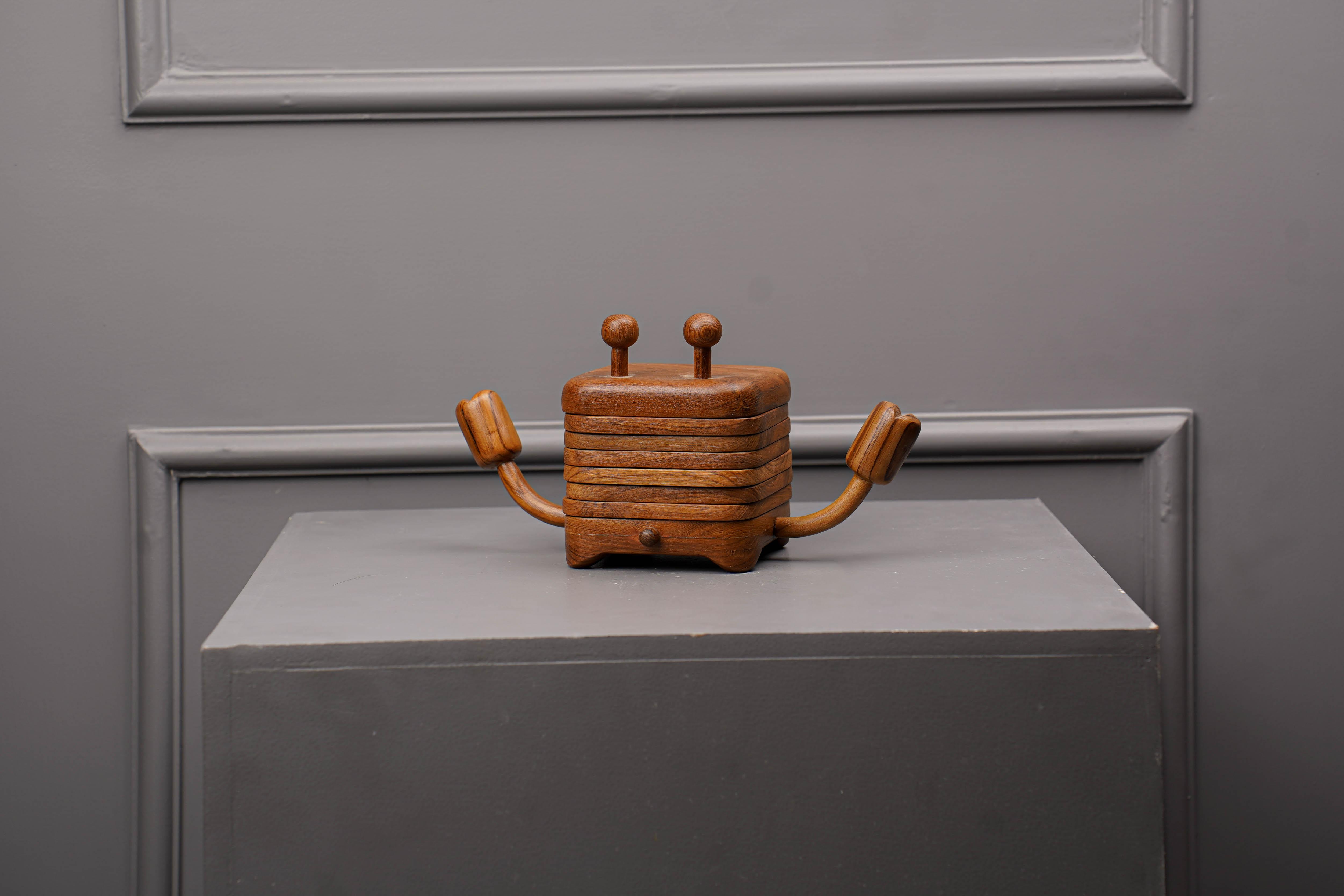 Handcrafted Wooden Crab Coaster ( Set of 6)