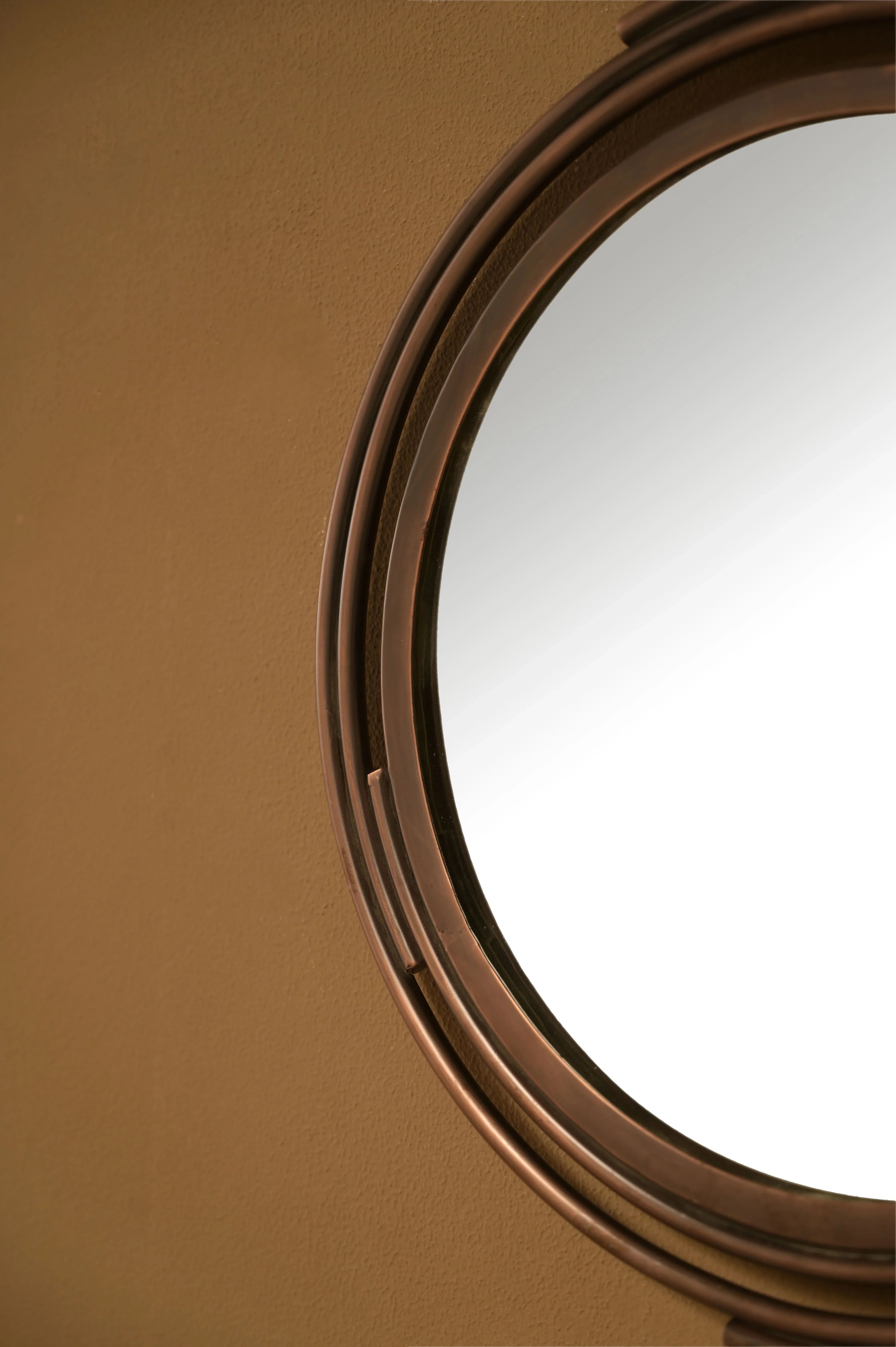 Twisted Frame Round Wall Mirror | Antique Mirror for Wall Decor