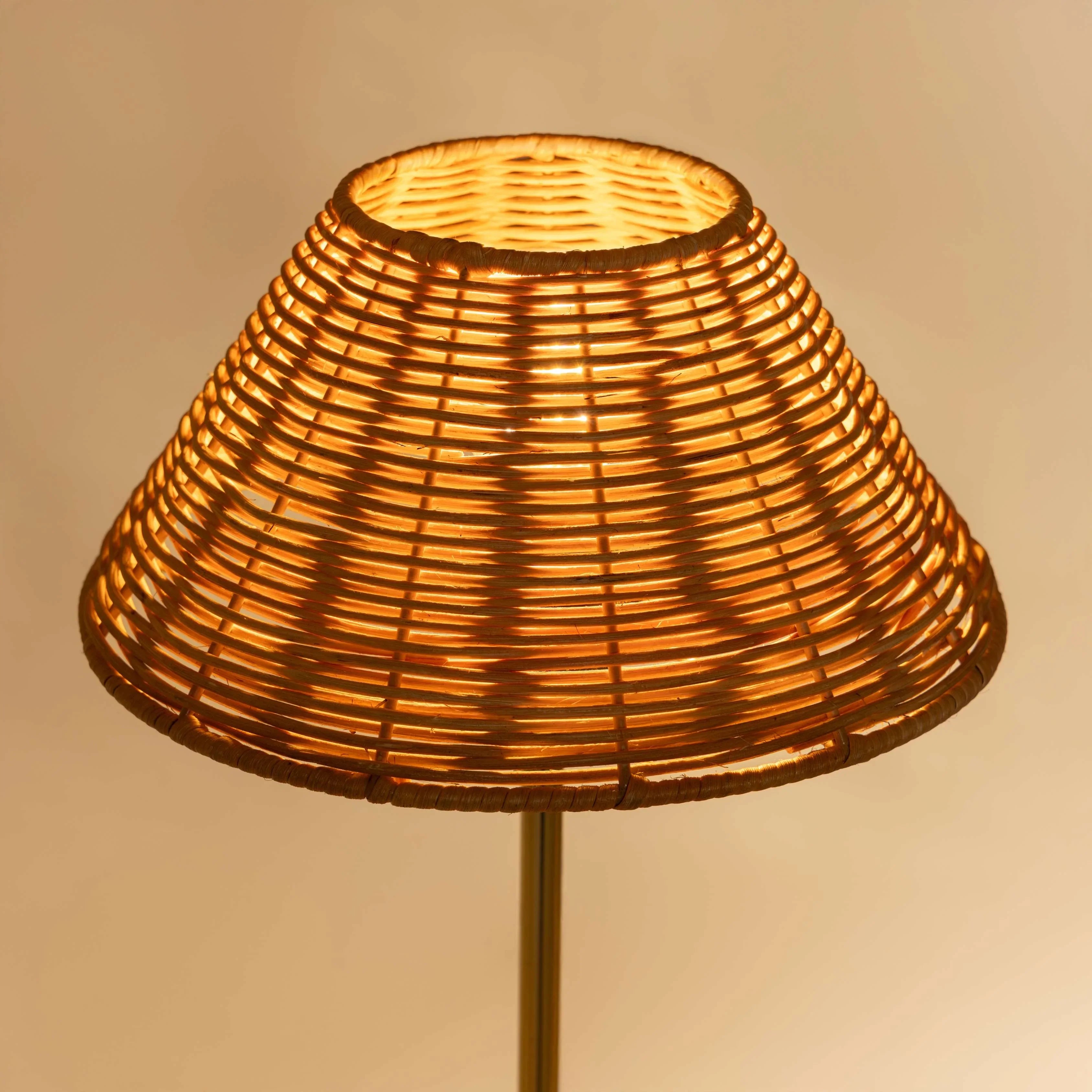 Aesthetic Natural Cane-Finish Table Lamp | Handcrafted Decorative Lighting for a Warm and Organic Feel