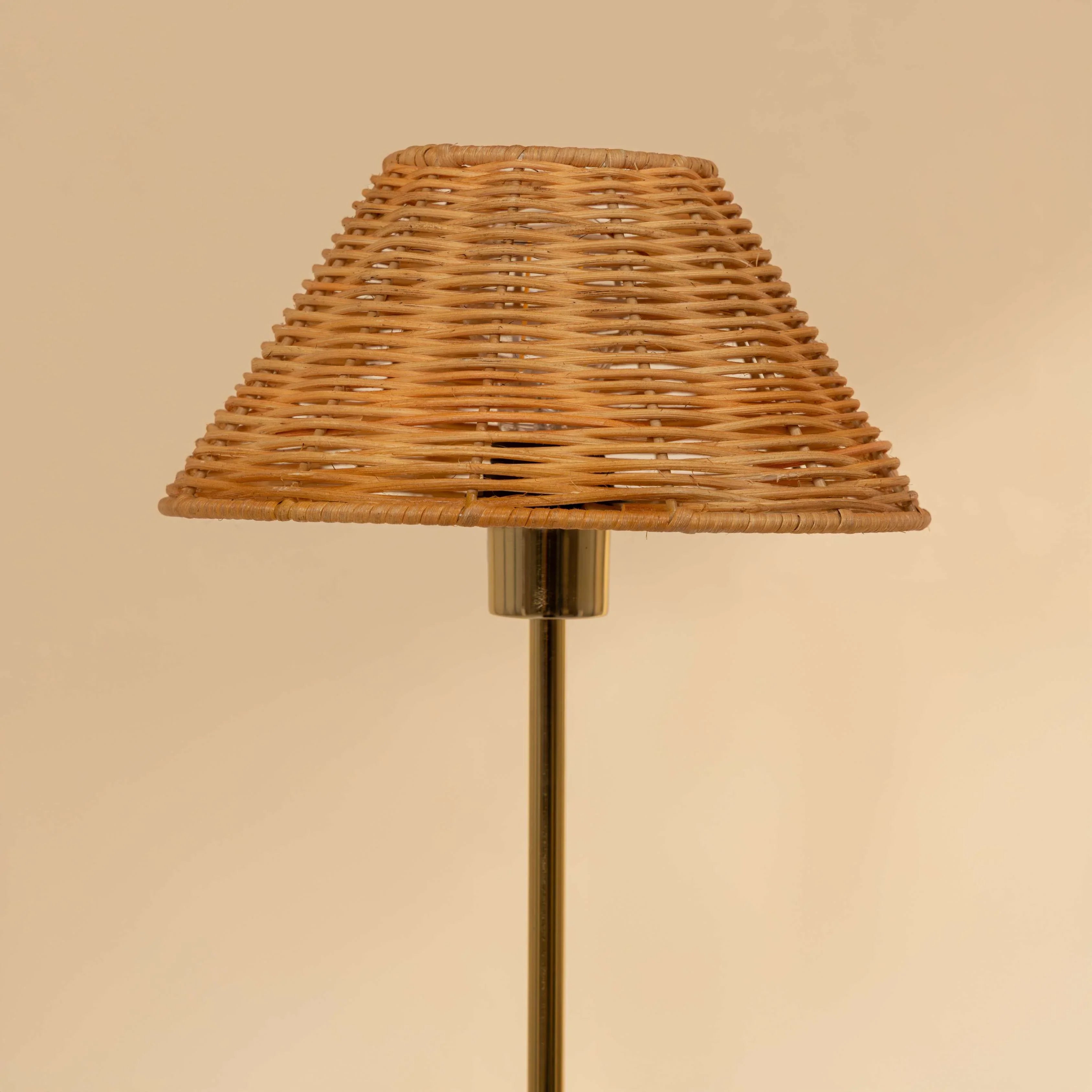 Aesthetic Natural Cane-Finish Table Lamp | Handcrafted Decorative Lighting for a Warm and Organic Feel
