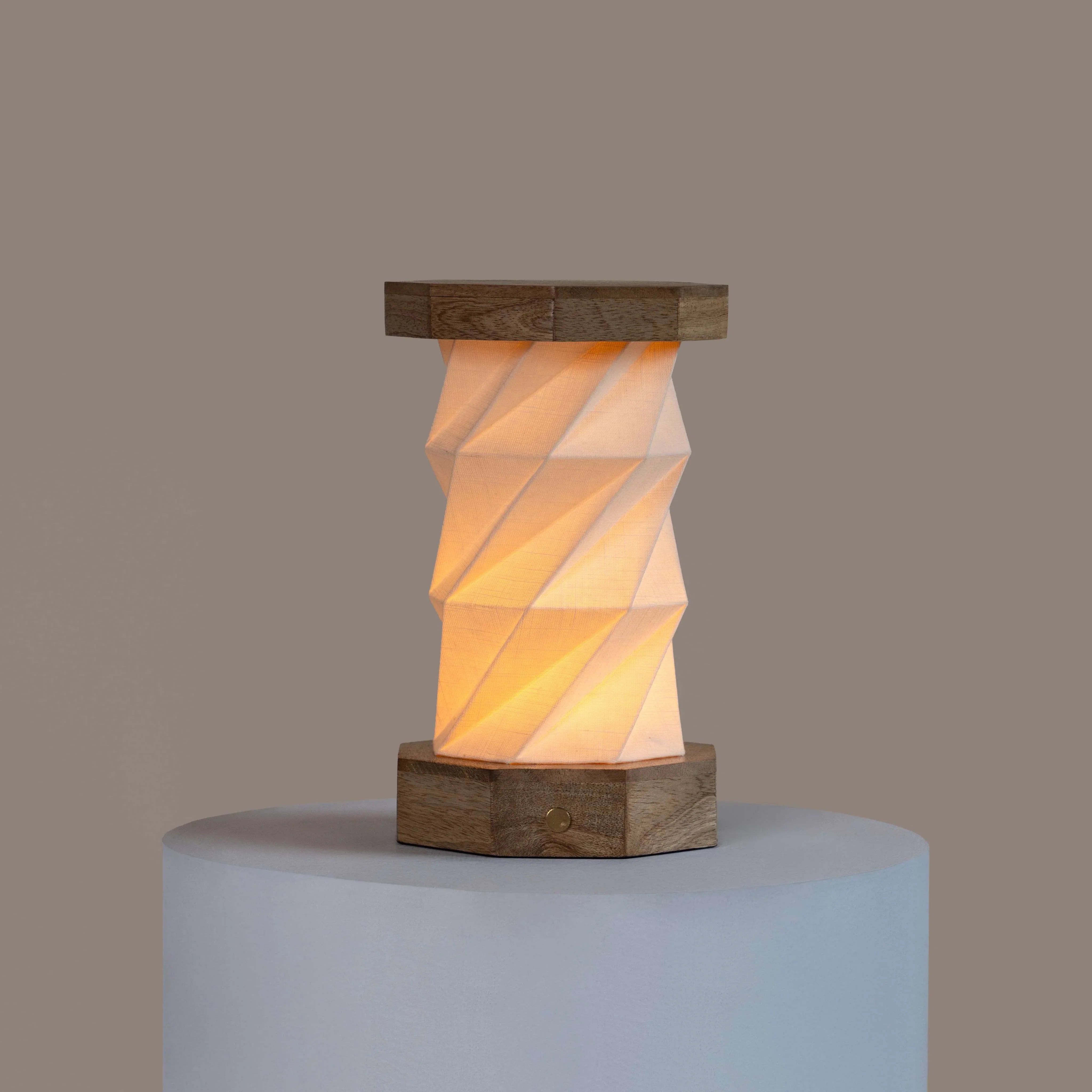 Foldplay Lamp for Bedroom | Portable Table Lampshade