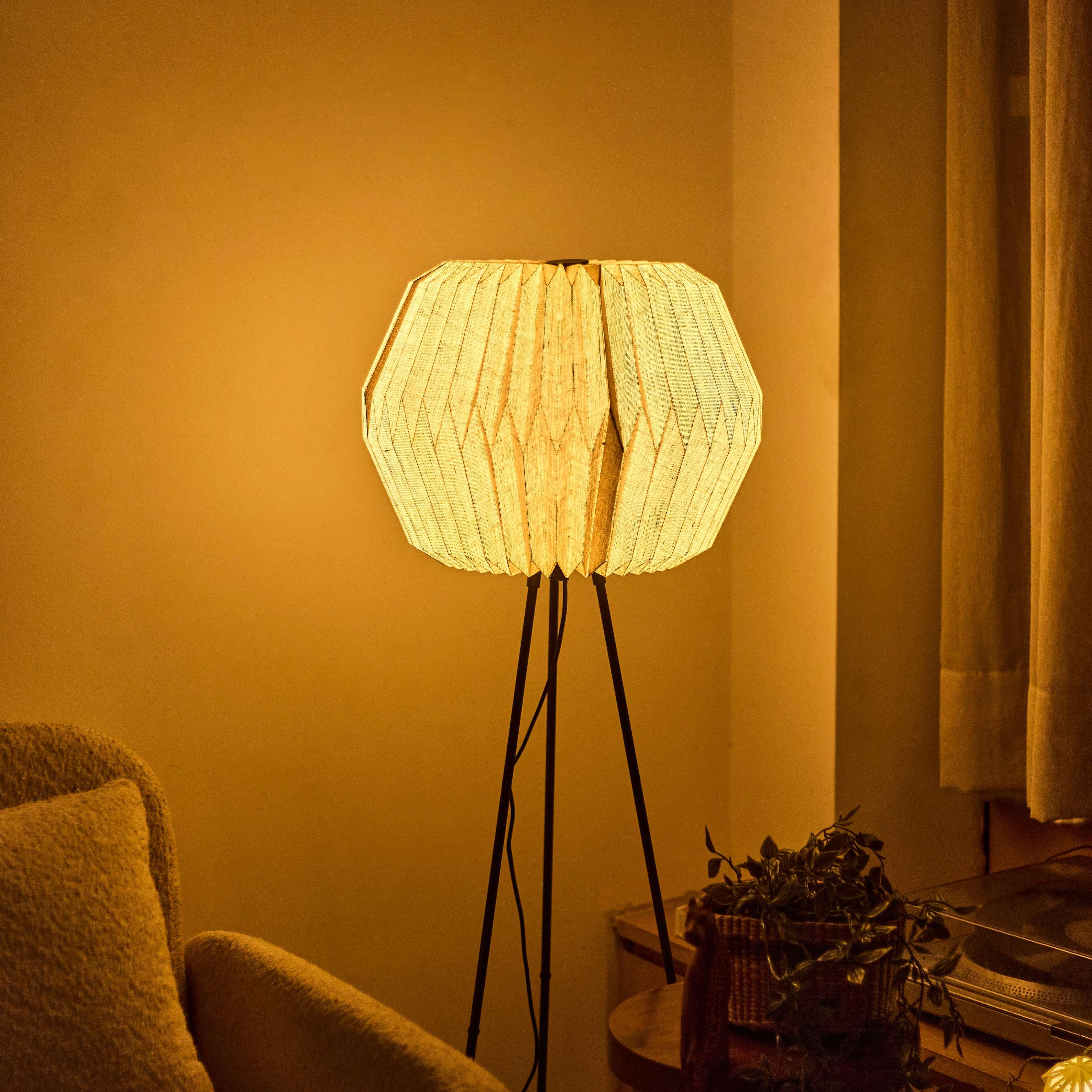 Order Lifo Floor Lamp | Origami Tripod Floor Lampshade
