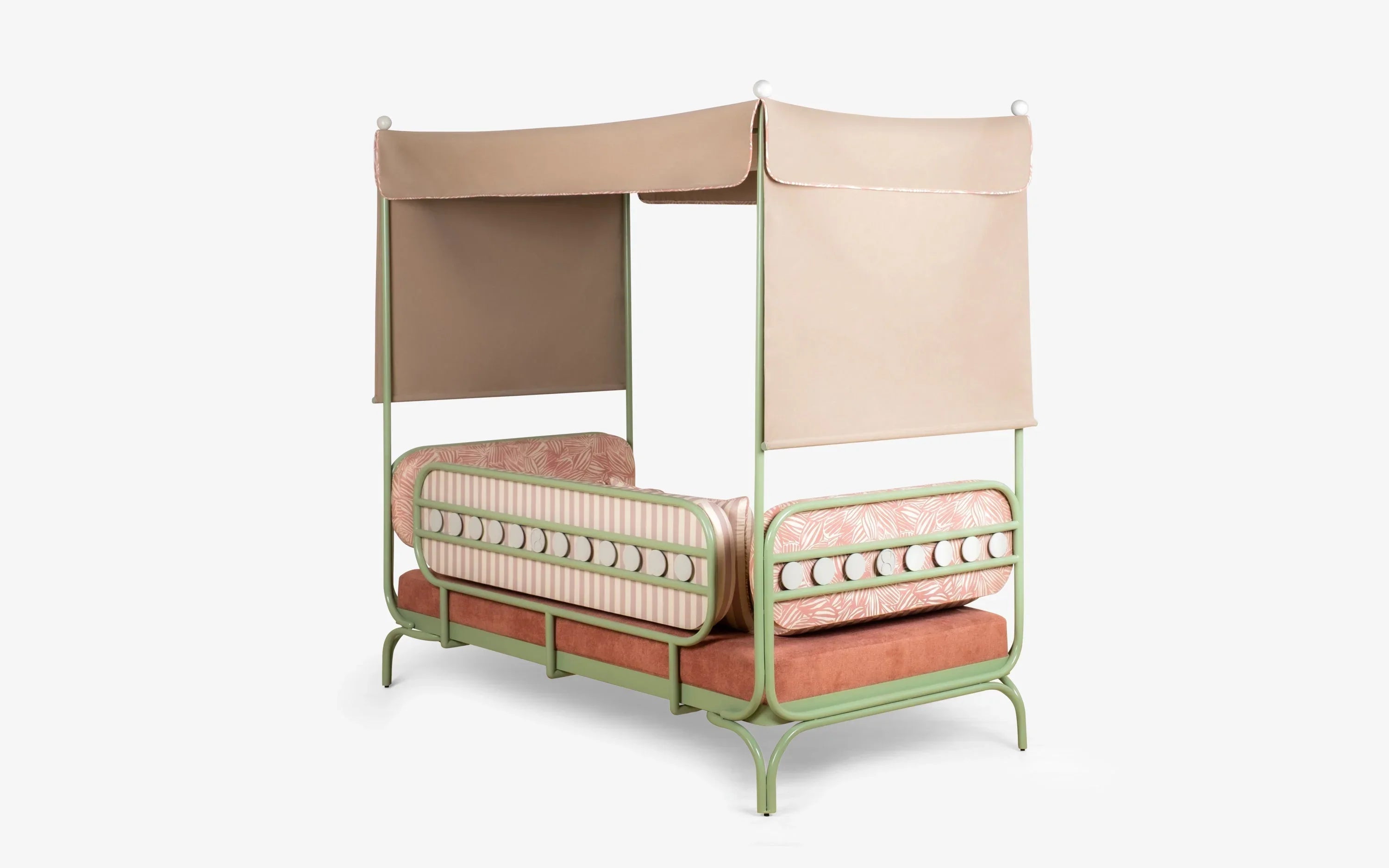 Dastoori Outdoor Day Bed