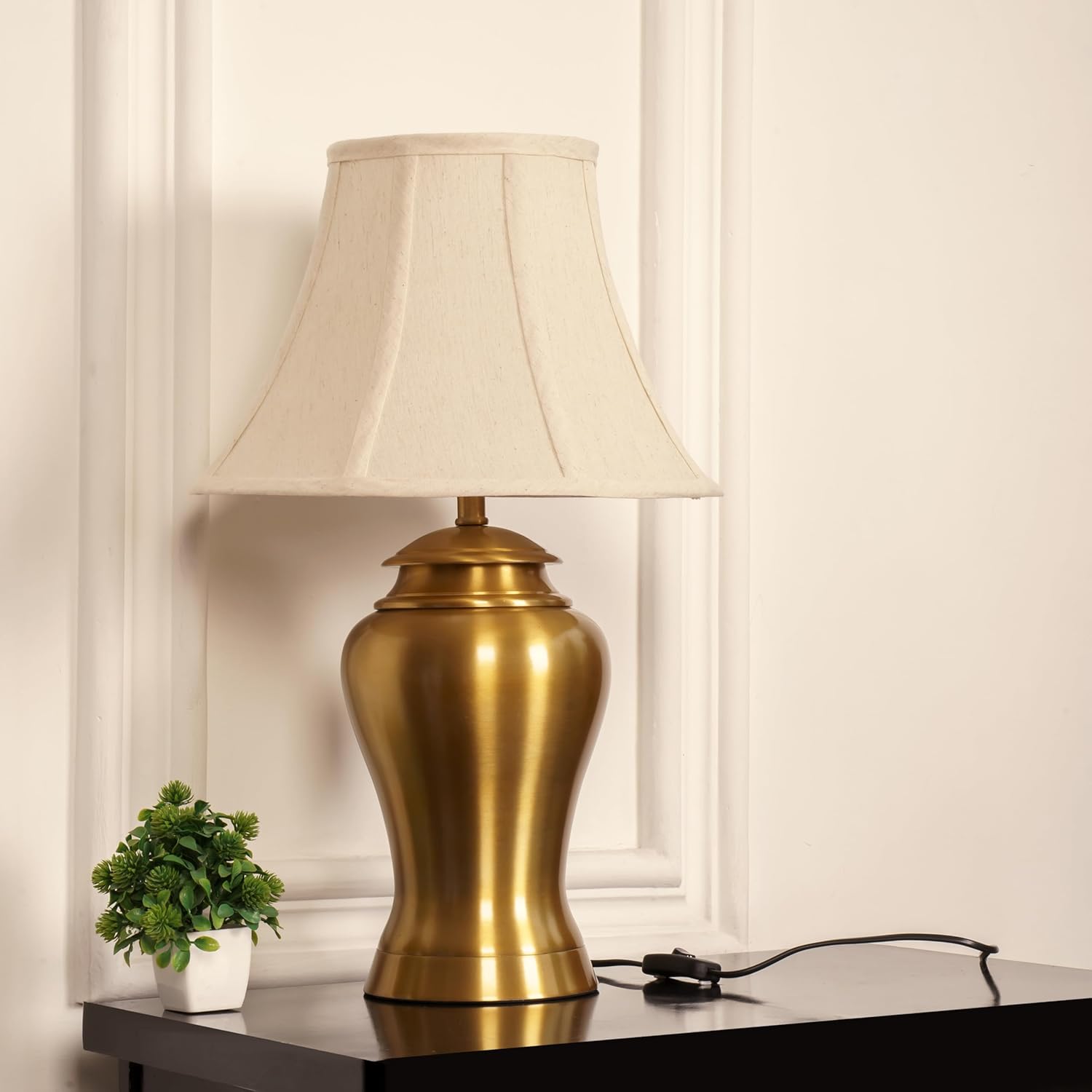 Royal Brass Antique Gold Finish Table Lamp 23 Inches Height With Off White 14 Inches Bell Diameter Lampshade