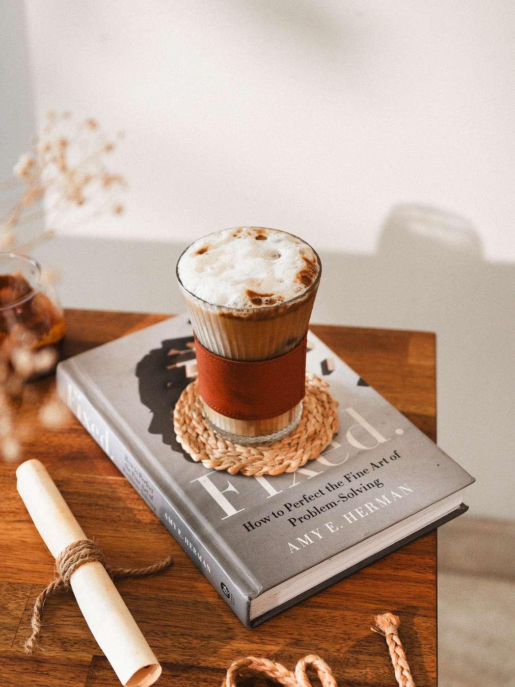 Orion Glass (Set of 2)