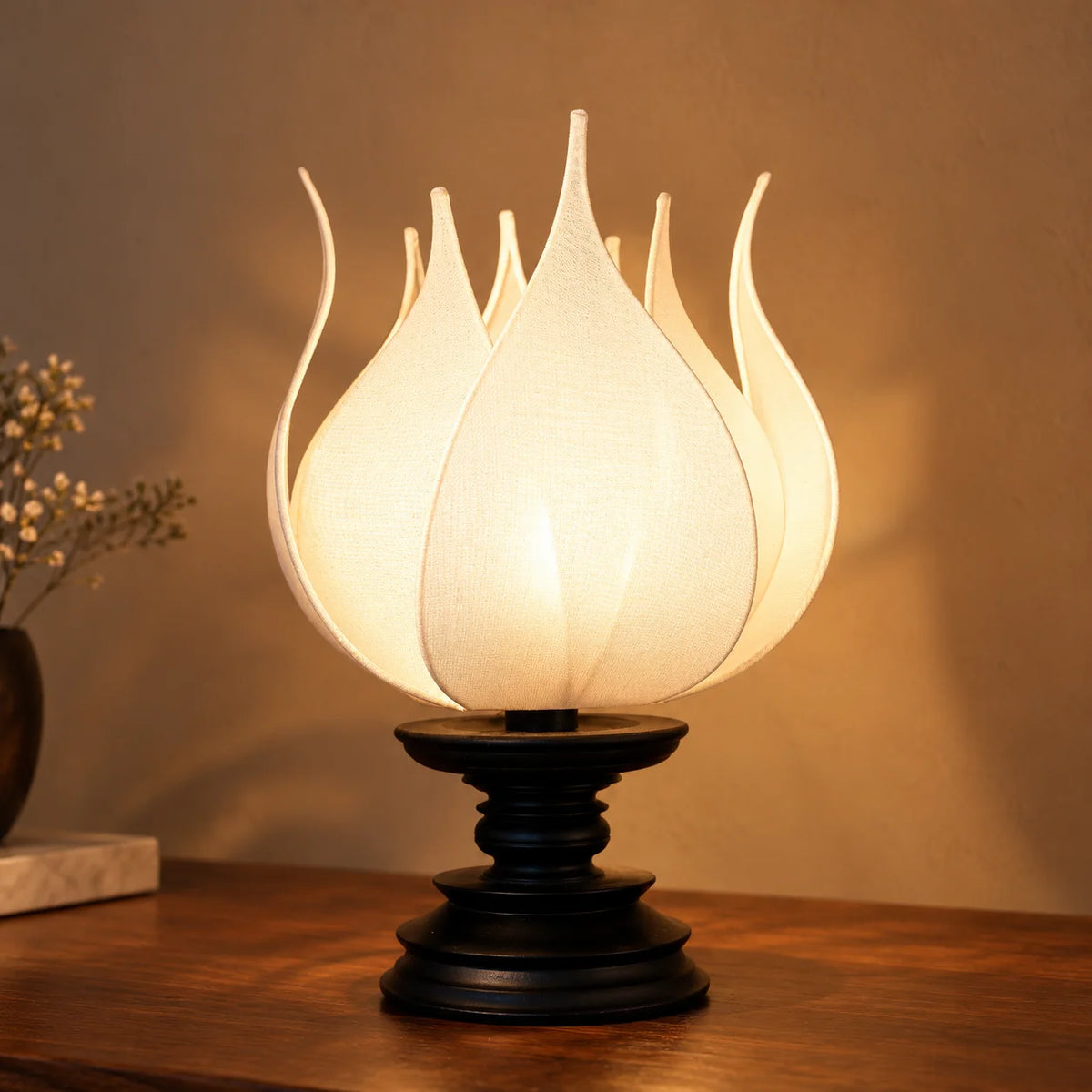 Yangon Lotus Table Lamp