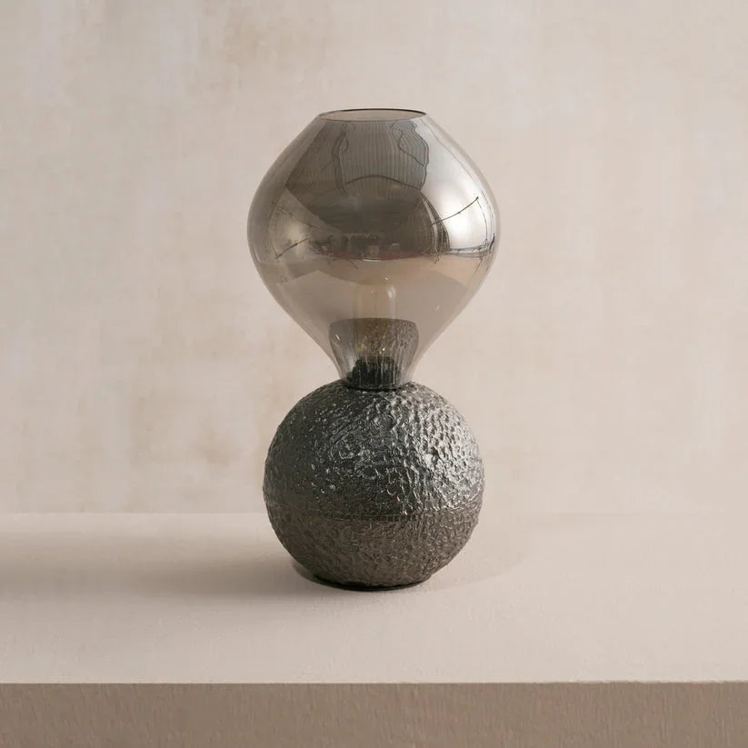 Notto Casted Table Lamp