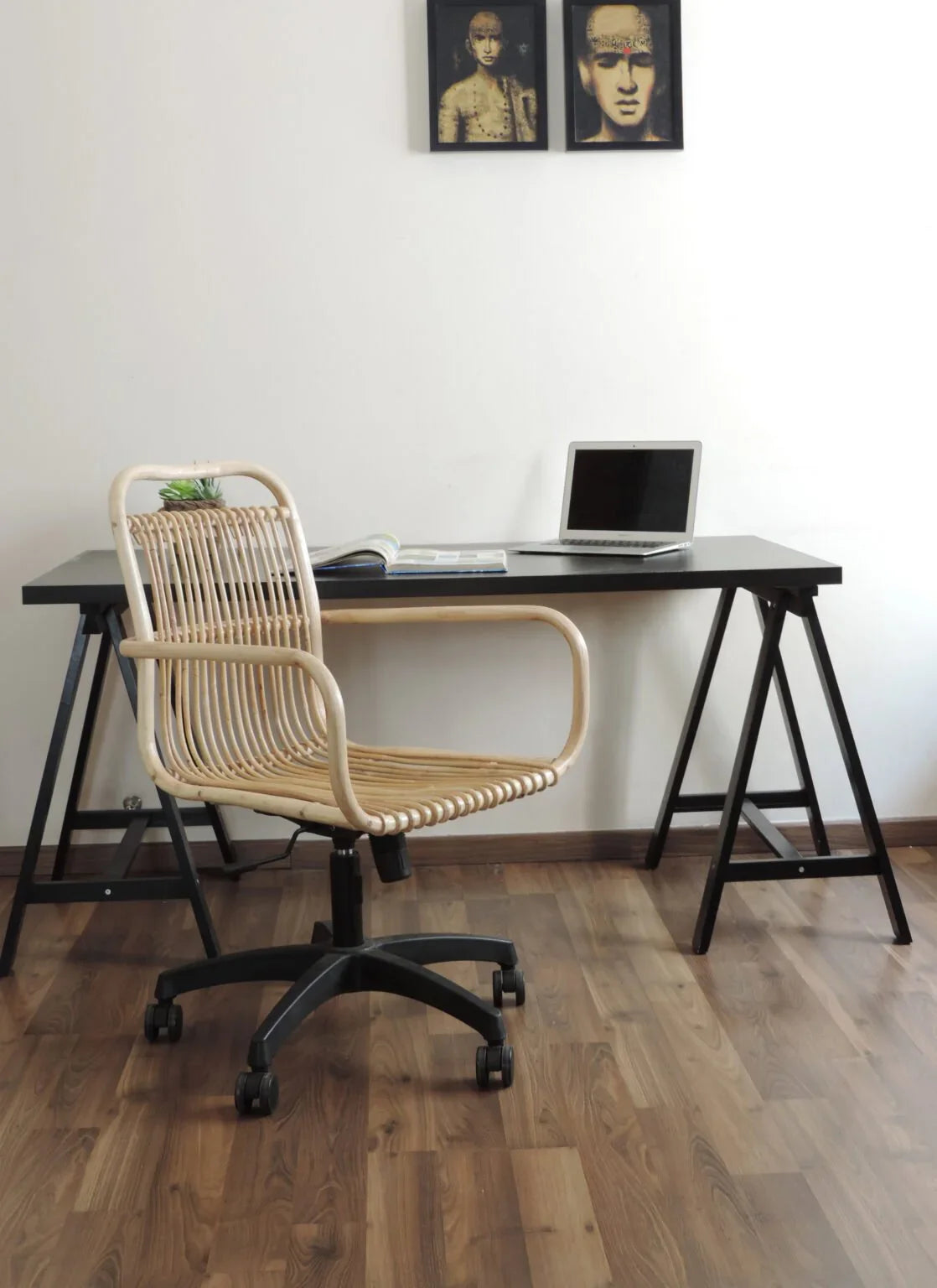 Mimic | Work From Home Chair