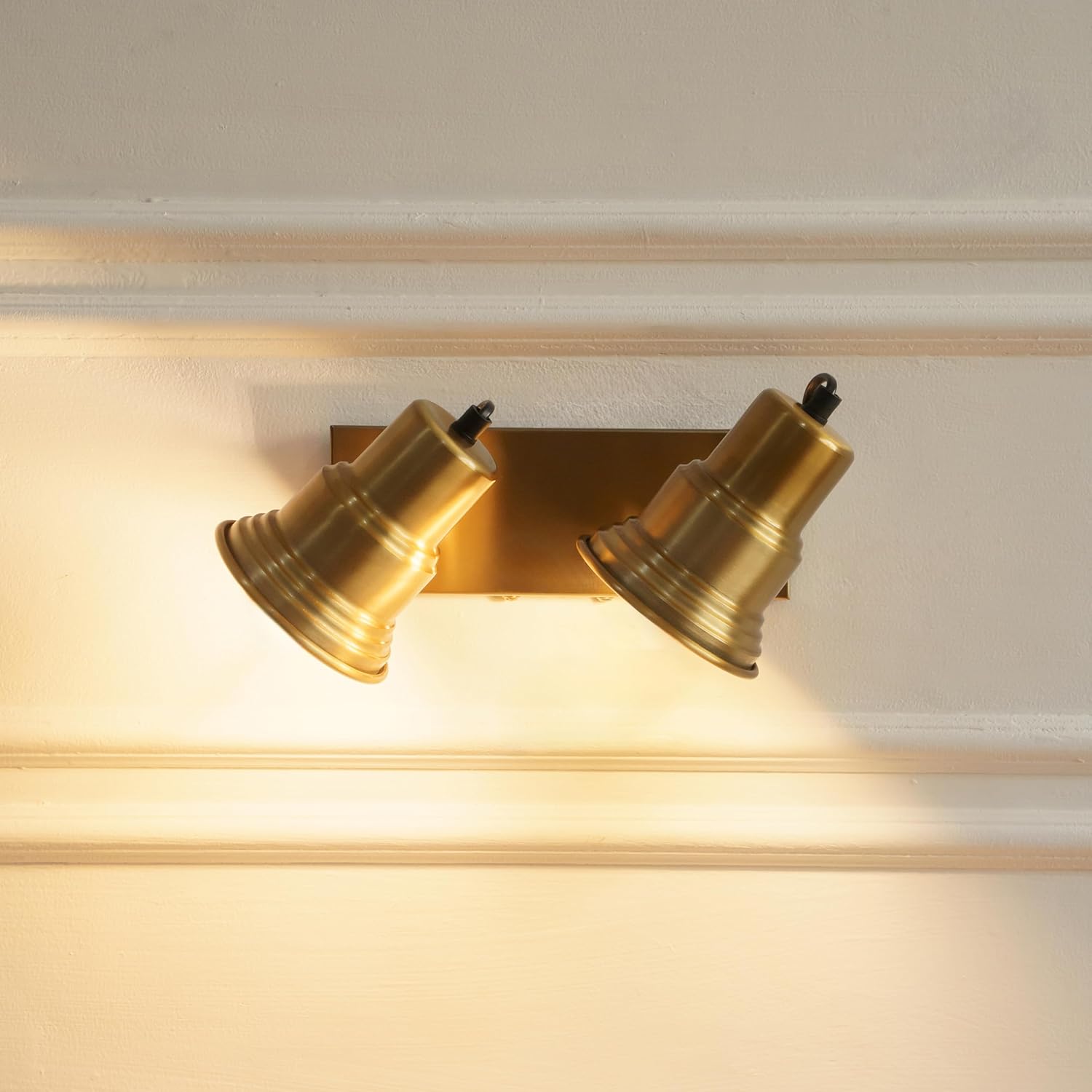 Spot Light Wall Lamp Antique Brass Finish with Double Movement | Picture Light to Highlight Showpiece, Above Mirror - Focus Wall Light