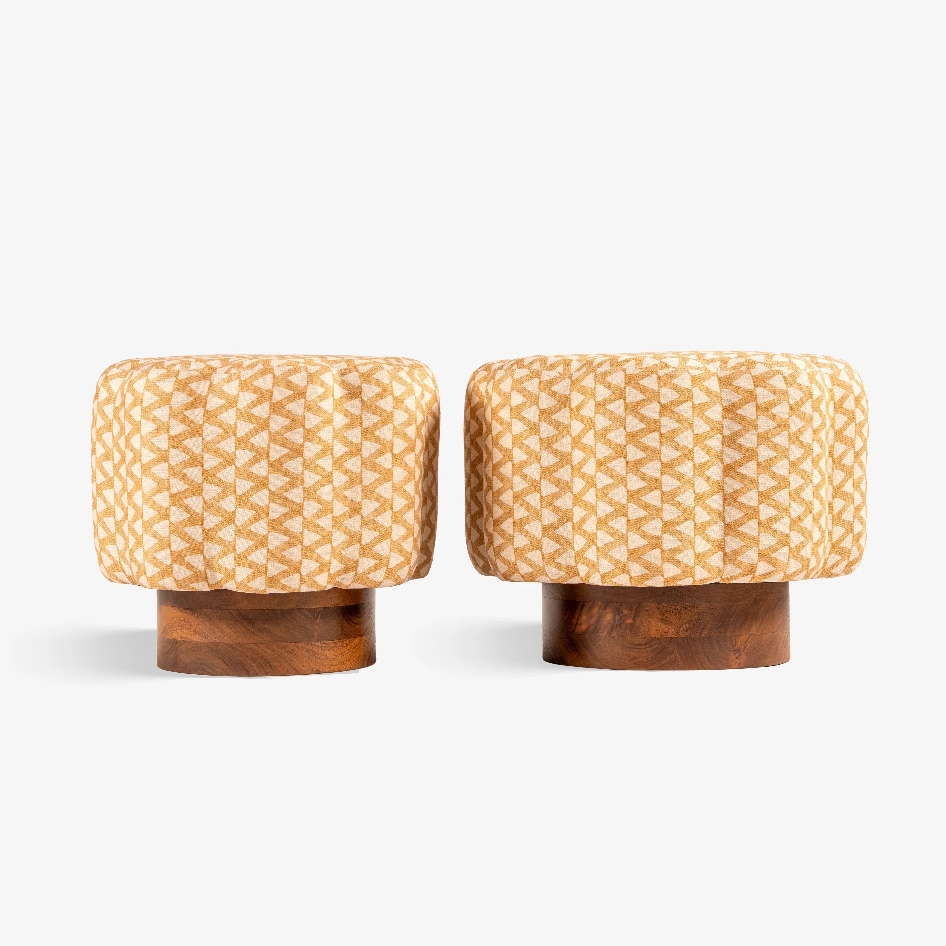 Taal Pouf Set of 2