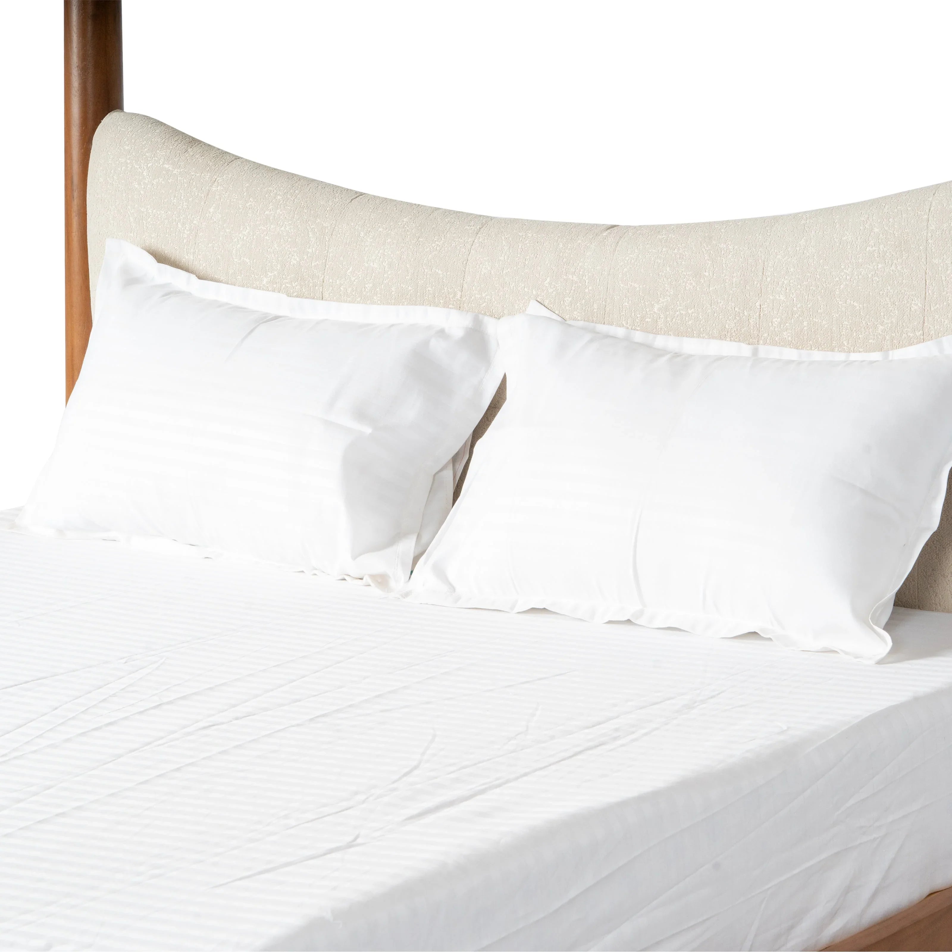 Le Roi Queen Size Bed