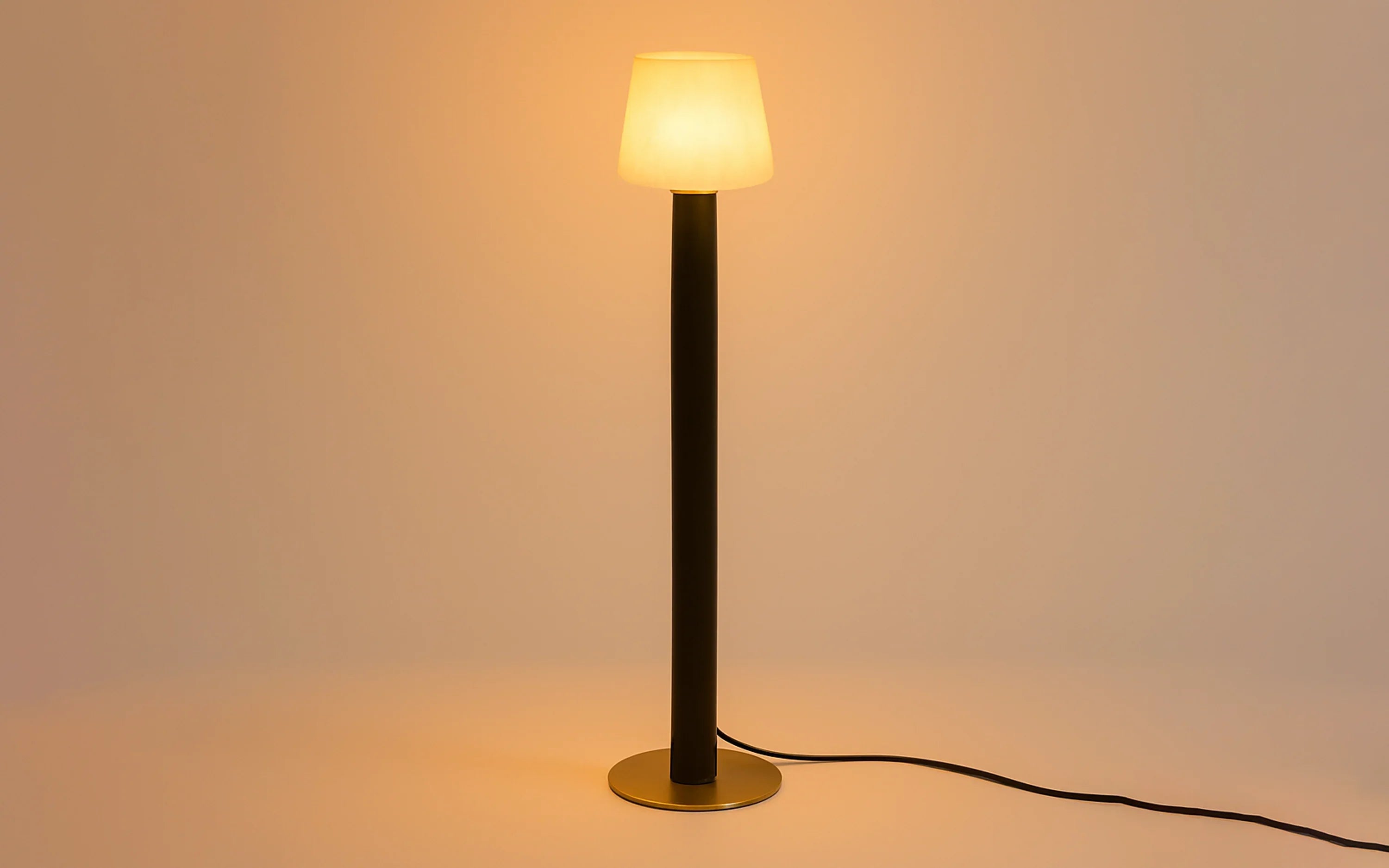 Orira Floor Lamp