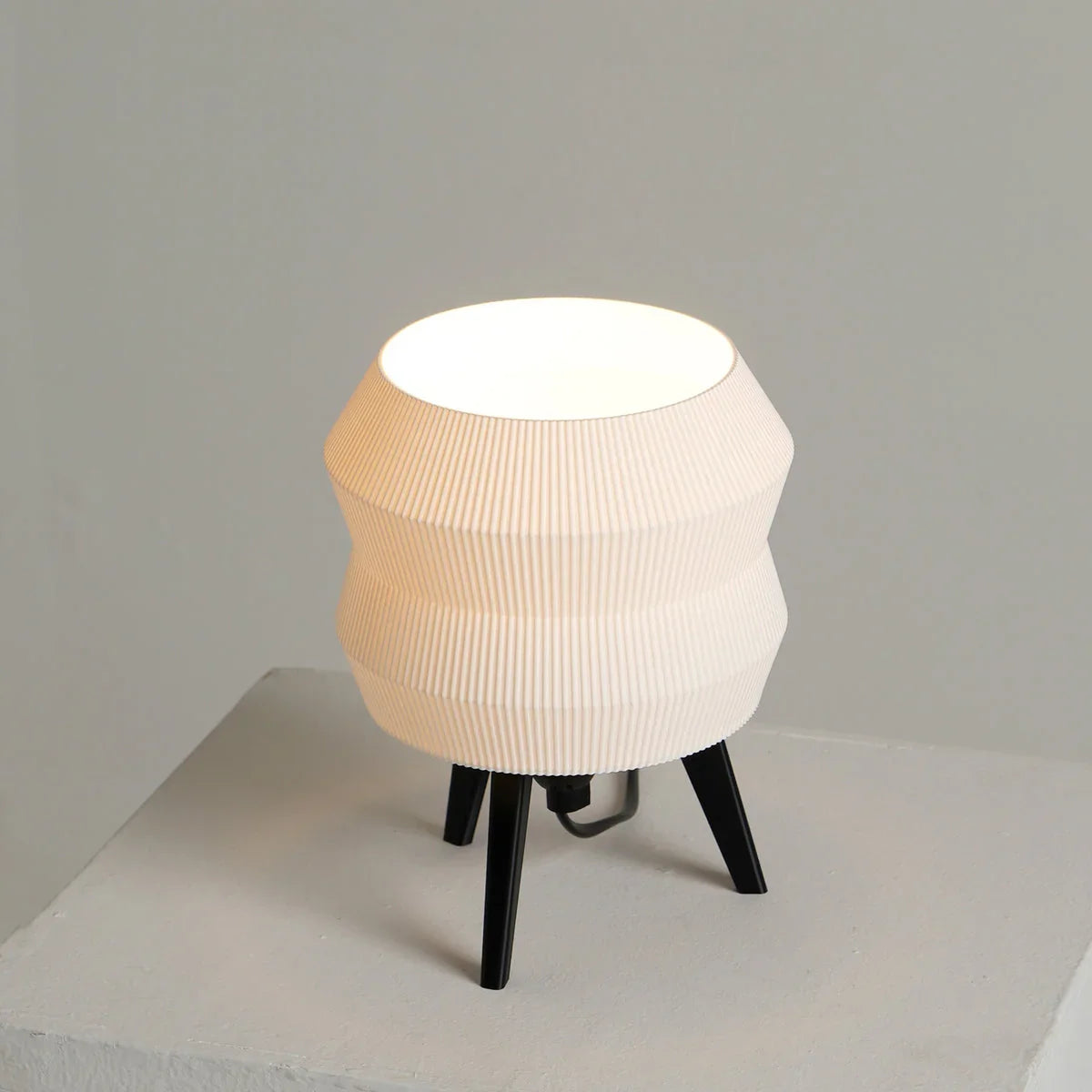 Layers Edition : Echo Table Lamp