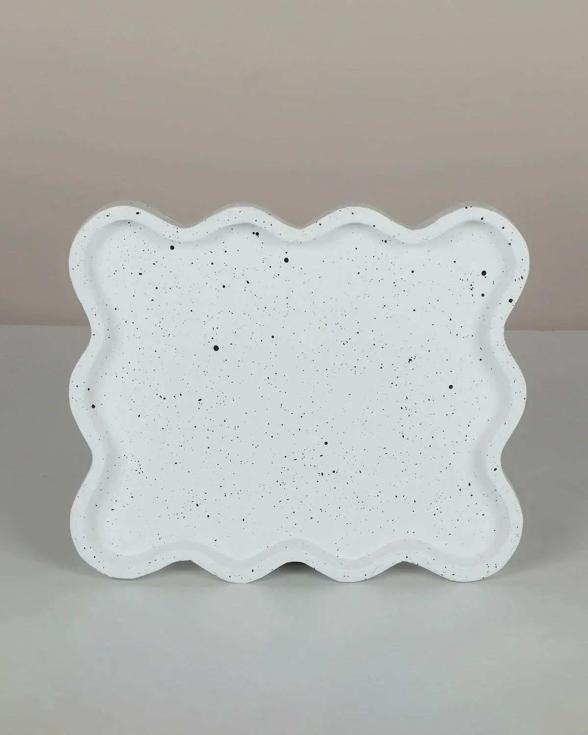 Statara Scallop Tray
