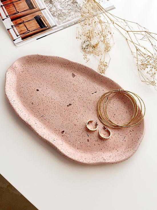 Concrete Irregular Oval Tray