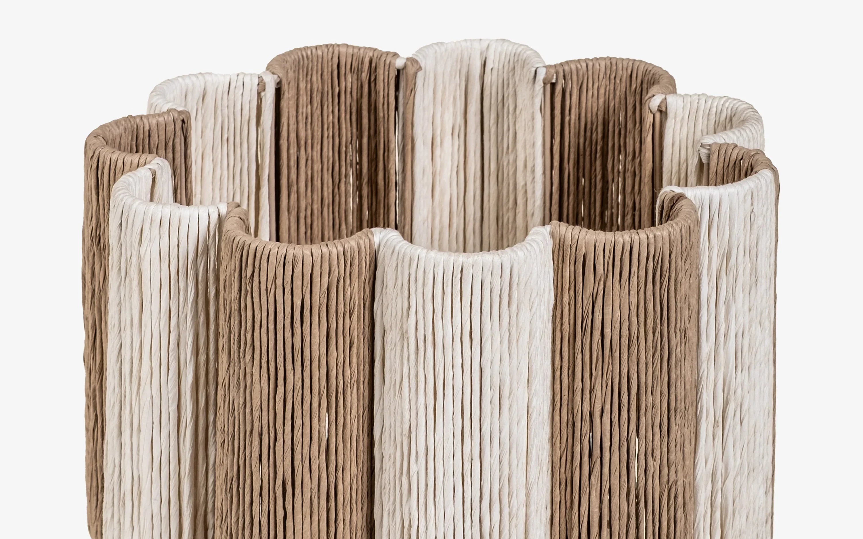 Kenji Table Lamp White | Metal and Rafia