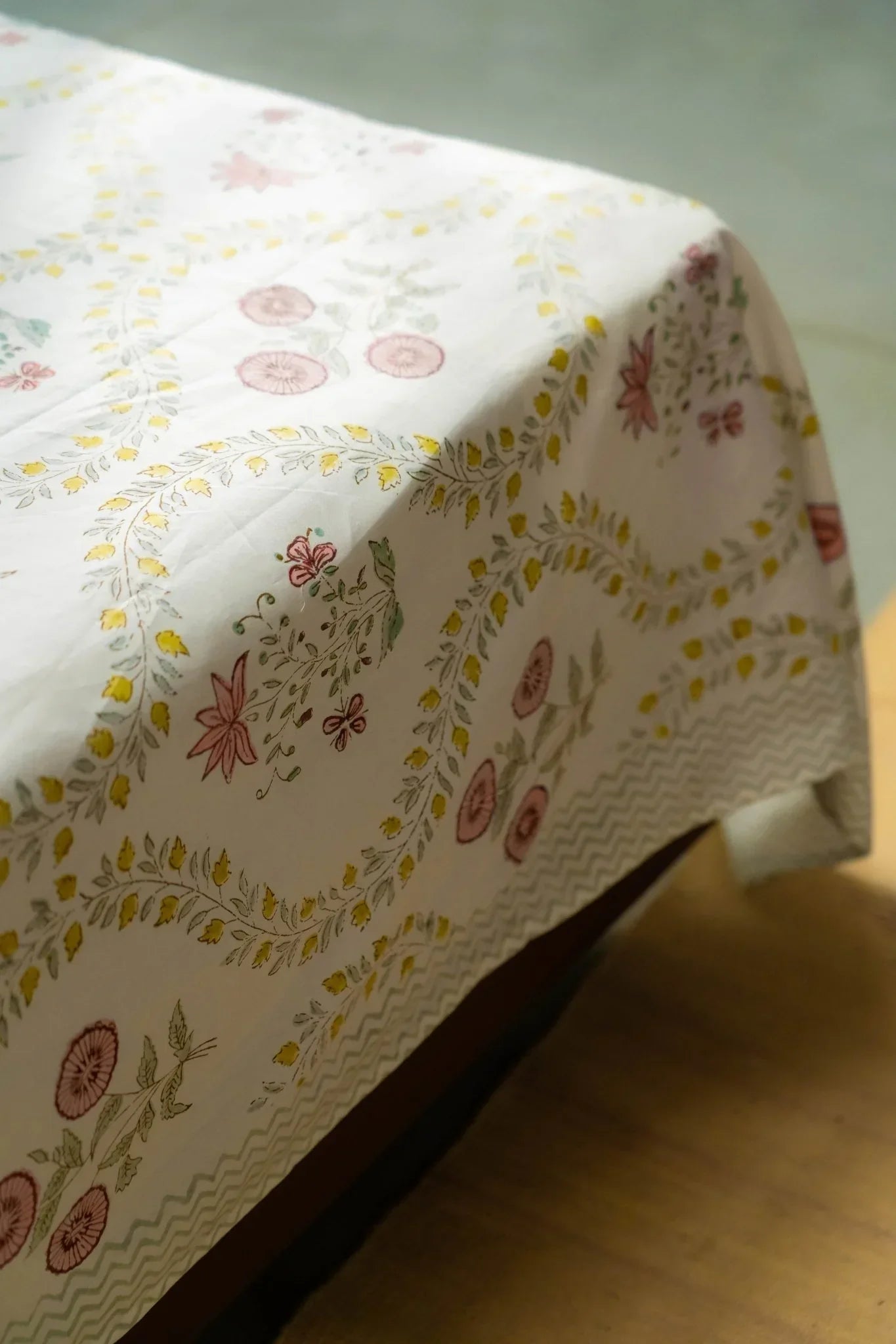 Floral Vine Block Print Bedsheet With Pillow Covers