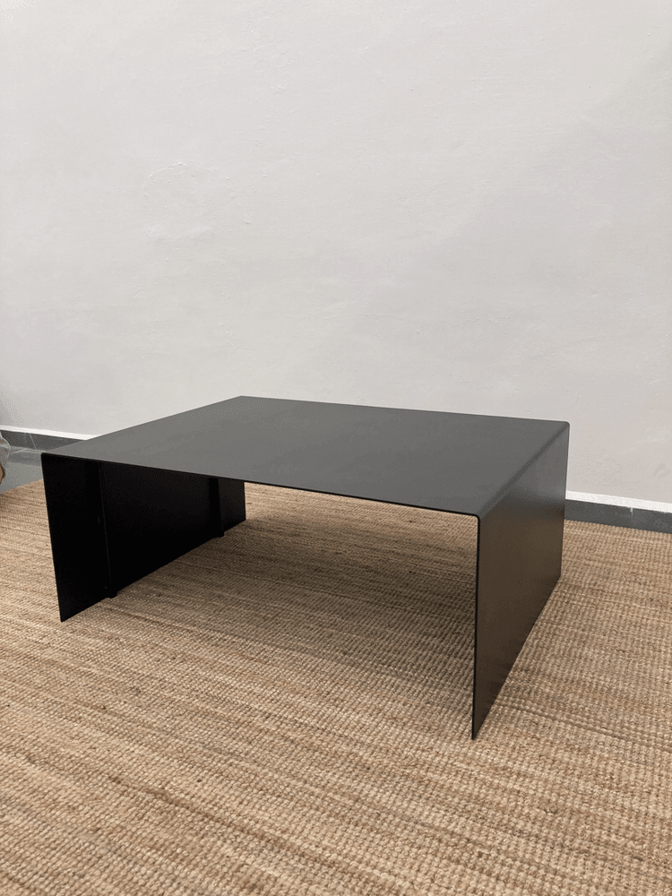 Lijo Coffee Table | Metal