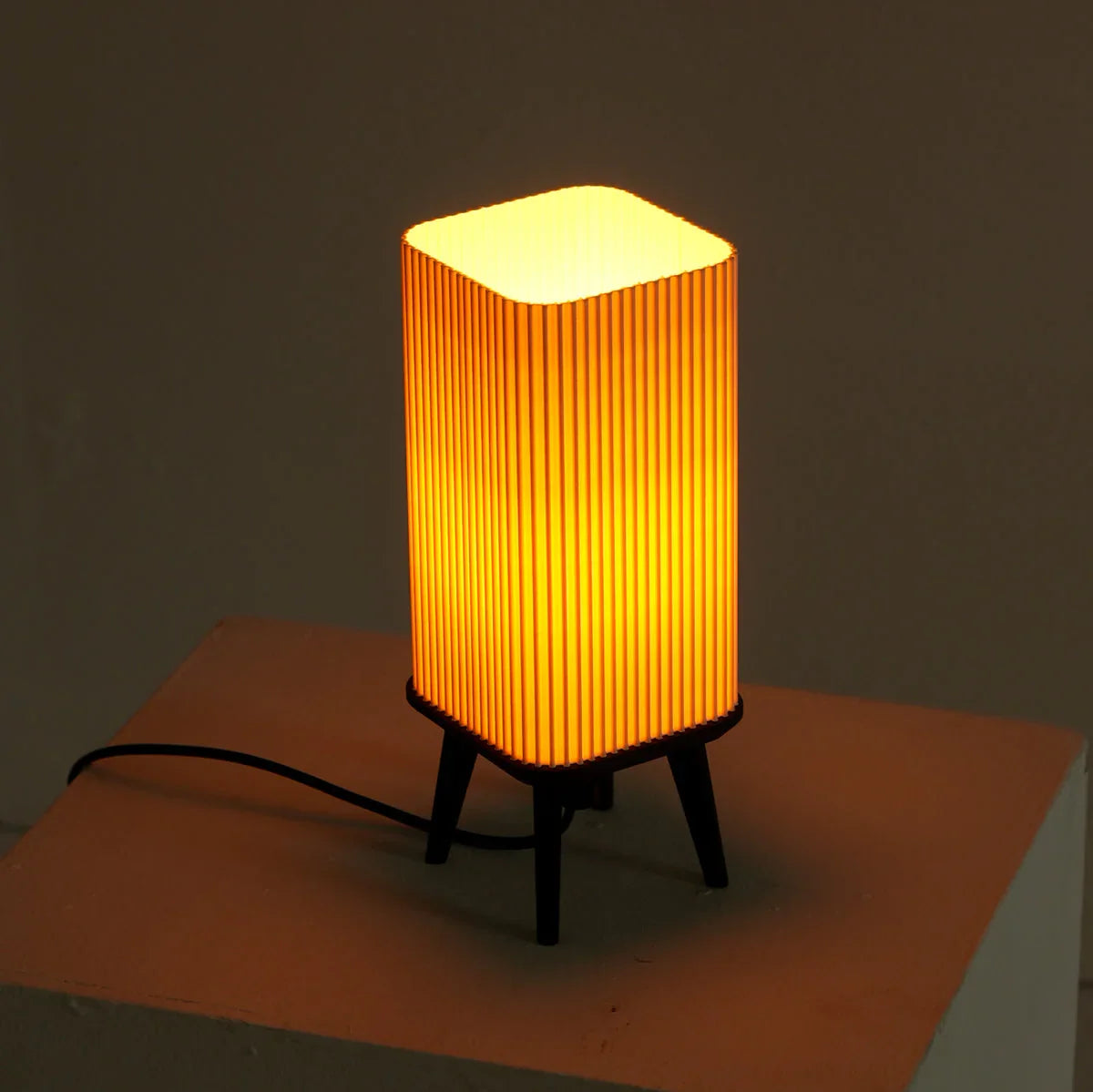 Layers Edition : Dawn Table Lamp