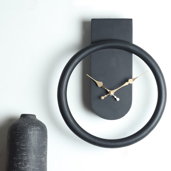 Wood's Dual Essence Clock in Black