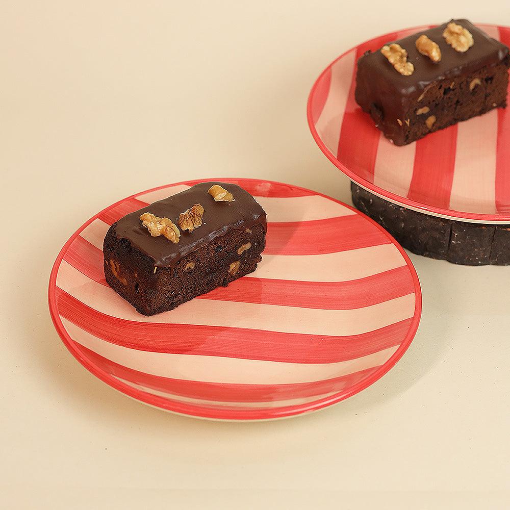 Chic Contrast Dessert Plates- Set of 2