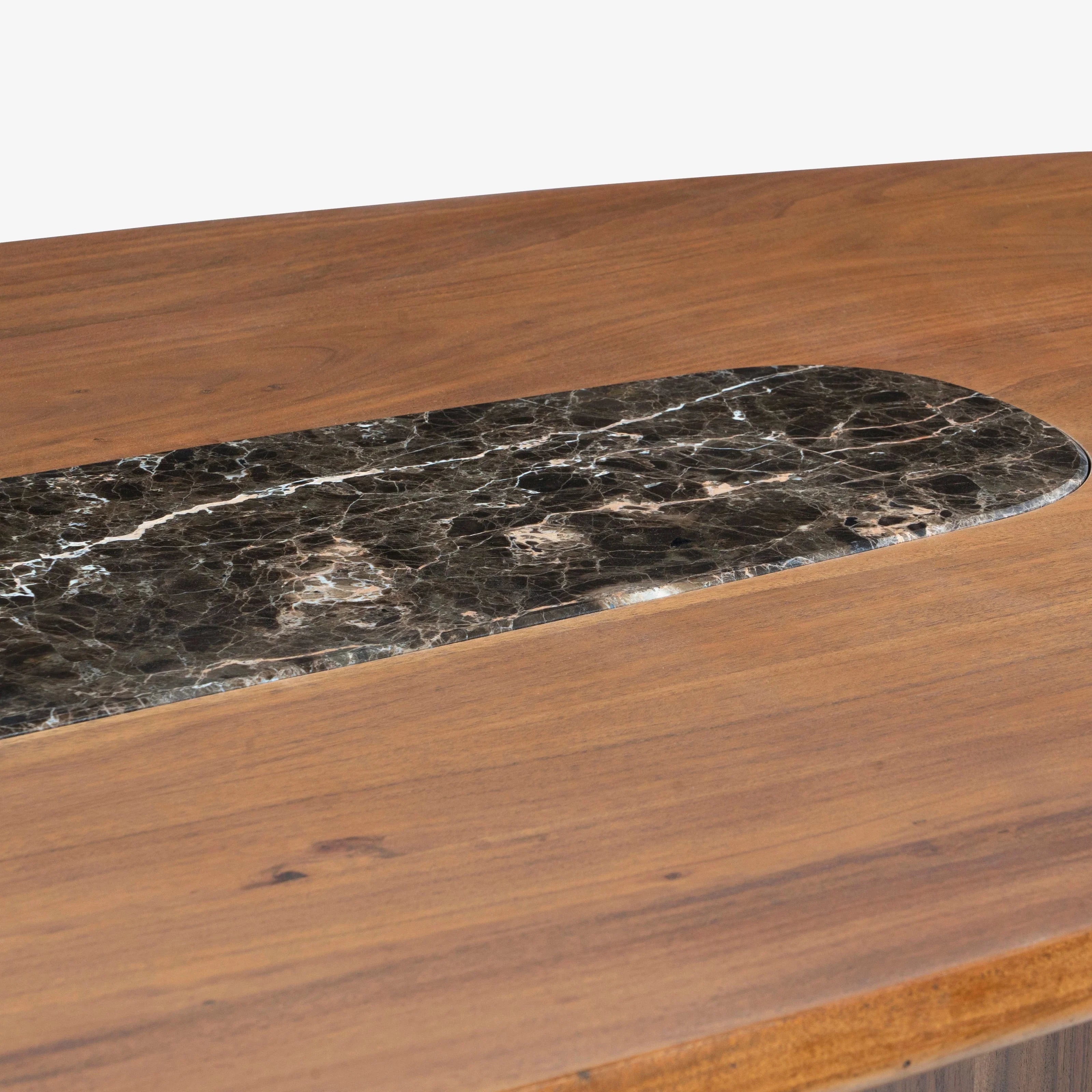 Le Roi Dining Table 6 Seater