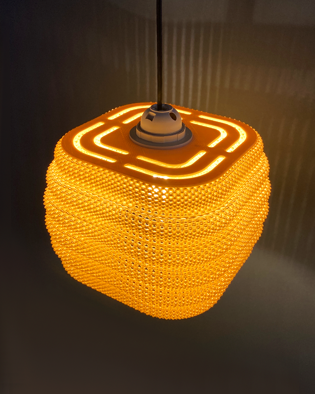 Daira Pendant Lamp