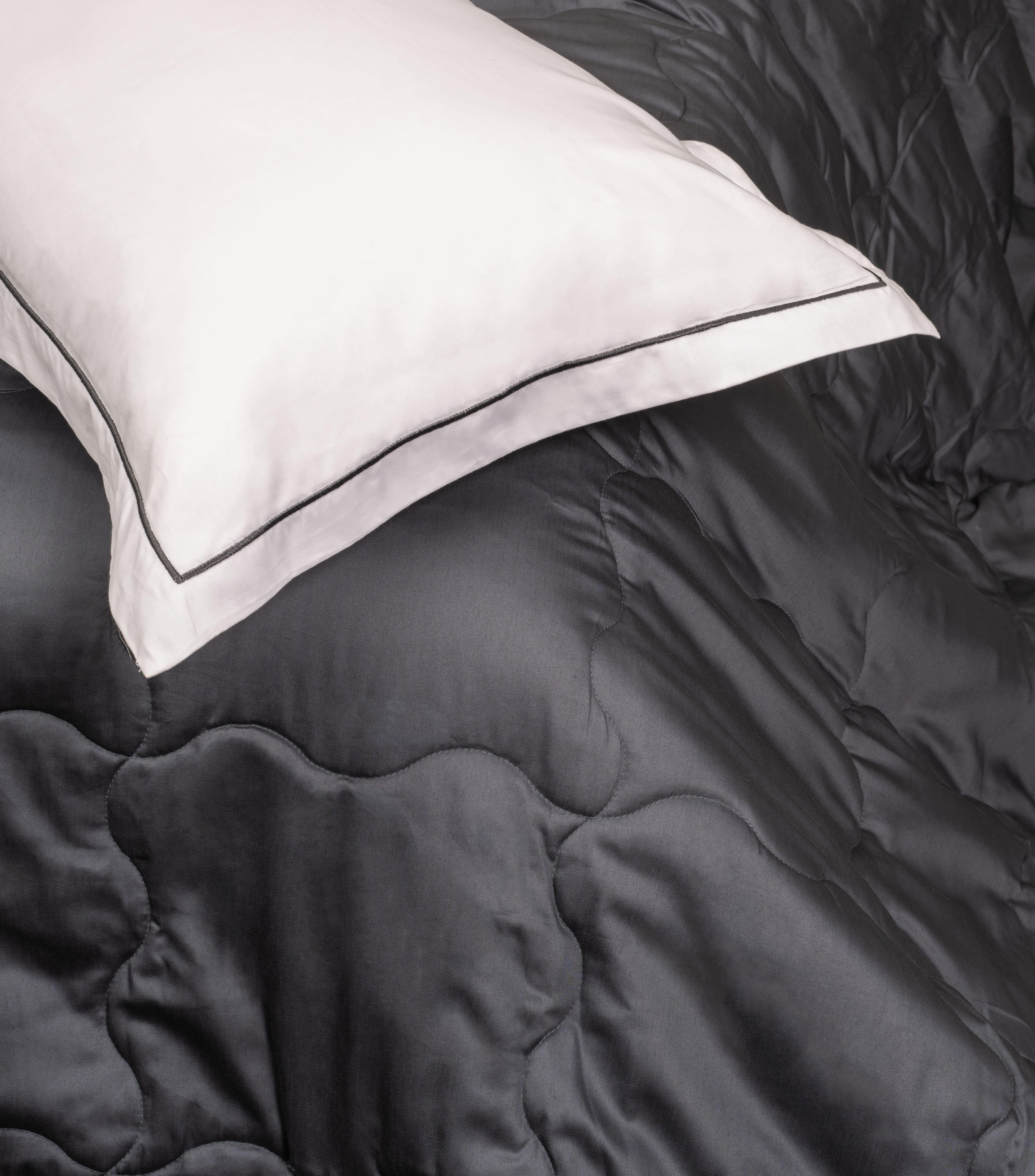 400 Tc Emb. Bedsheet Set - King Flat