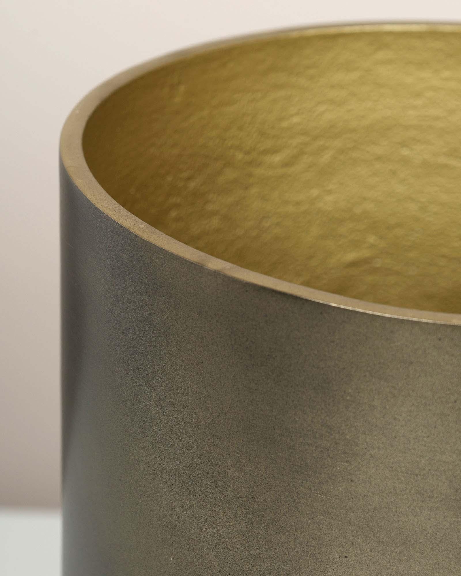 Leticia Panther Table Top Planter