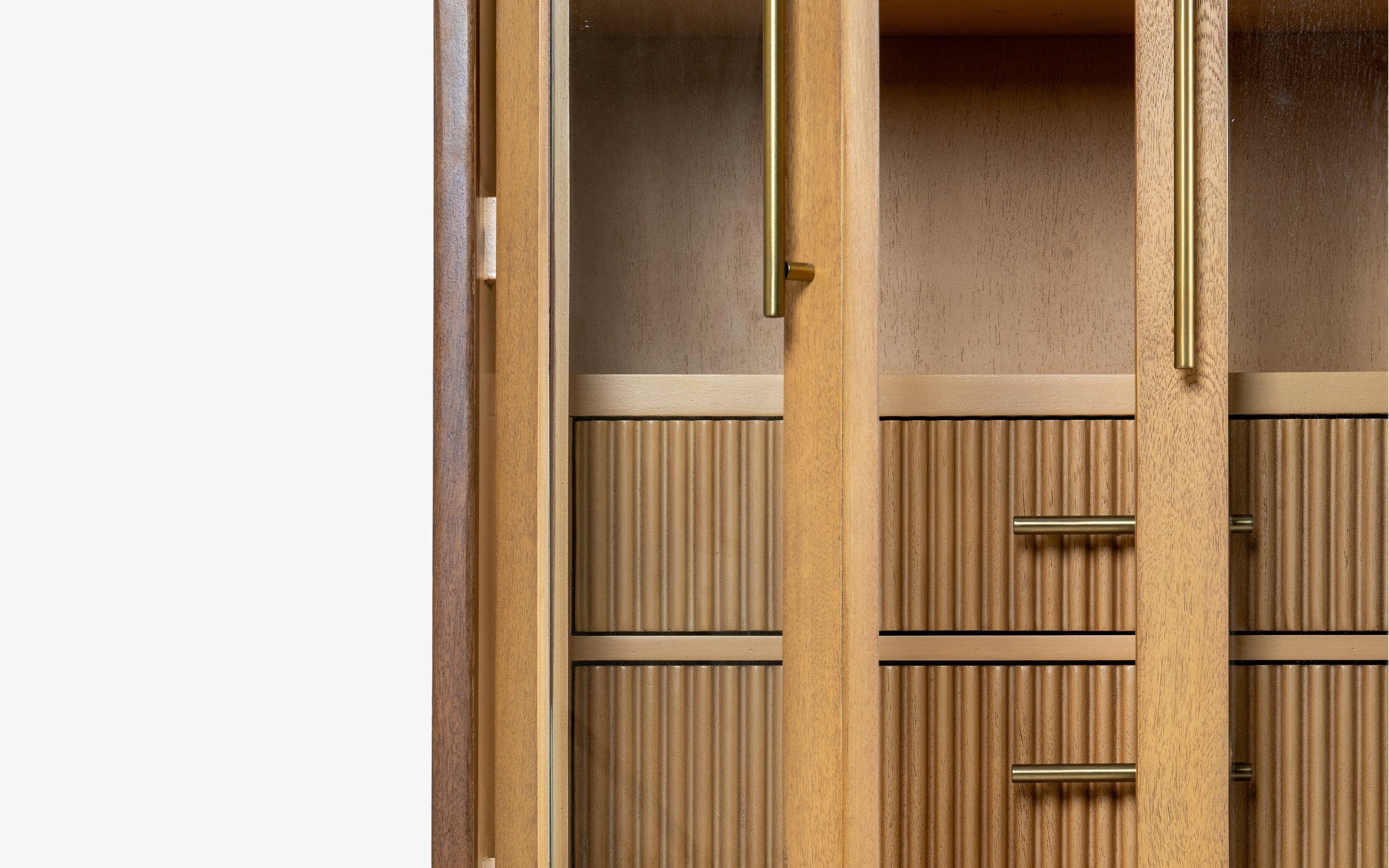 Linn Crockery Cabinet | Mango Wood and Mango Veneer