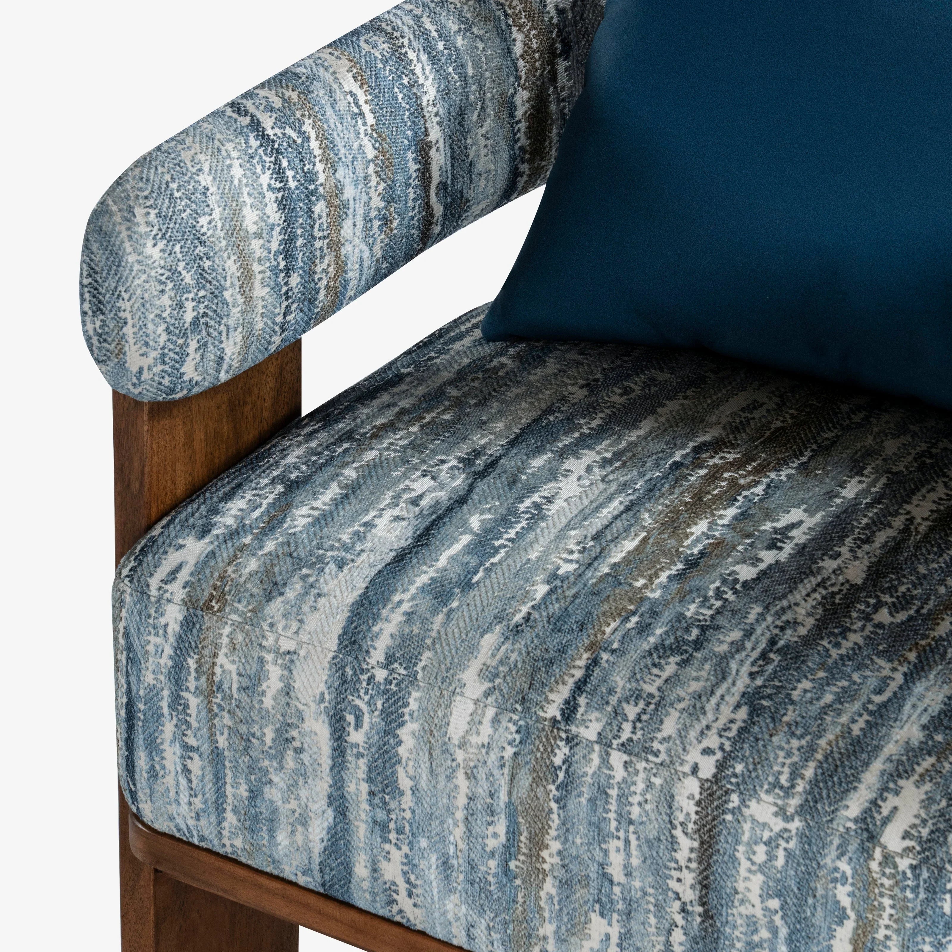 Le Dame Lounge Chair