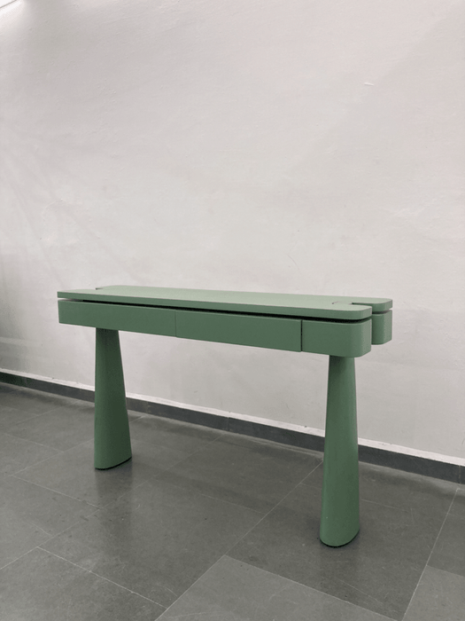 Kingslane Bench