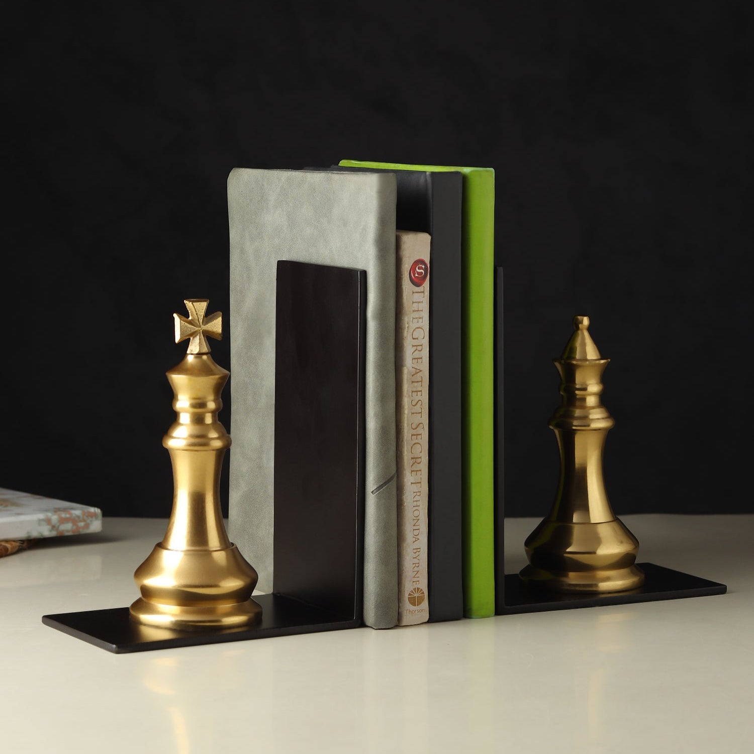Orlian Bookend in Gold