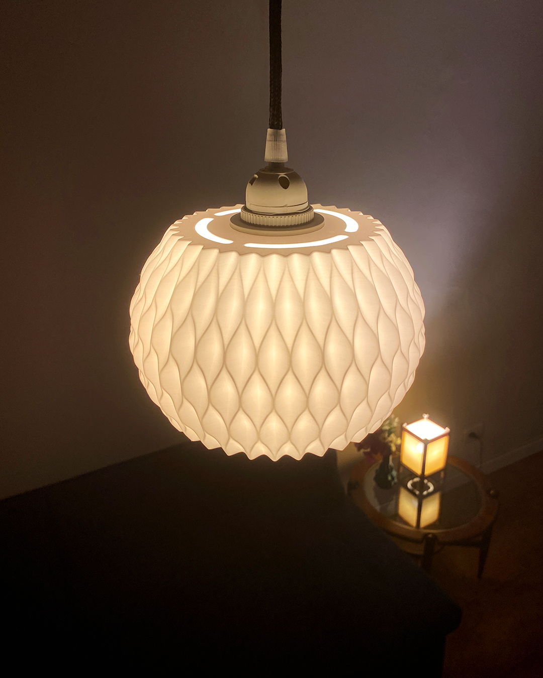 Wavy Pendant Pendant Lamp
