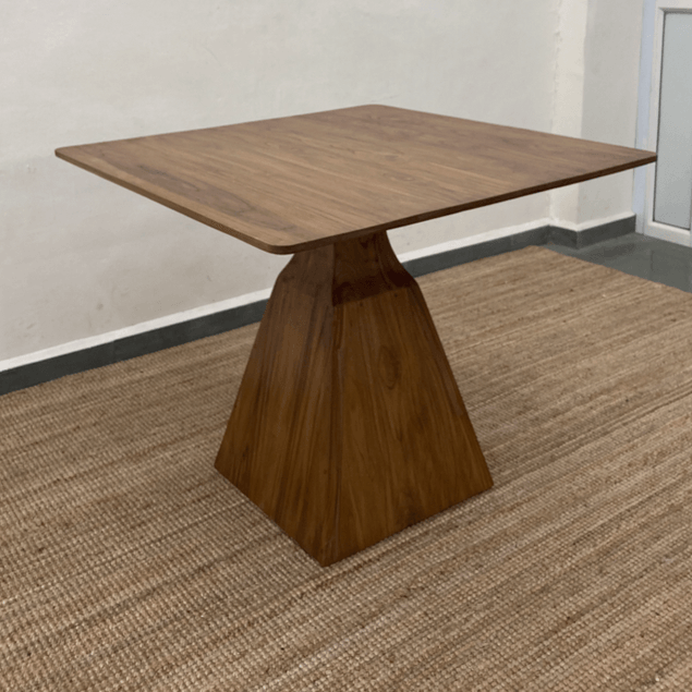 Mirazo Table