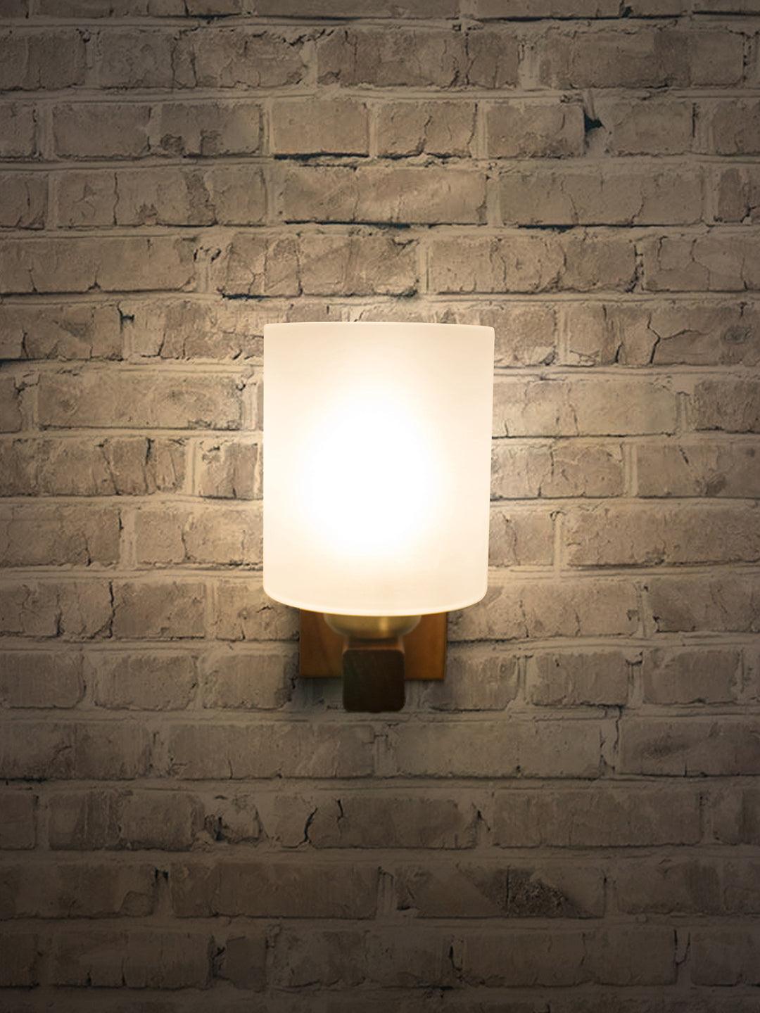 Polo Wooden Single Wall Lamp Sconce