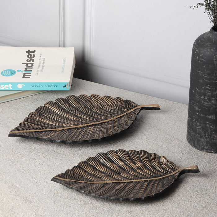 Leafy Affair- The Black Gold Tray Set