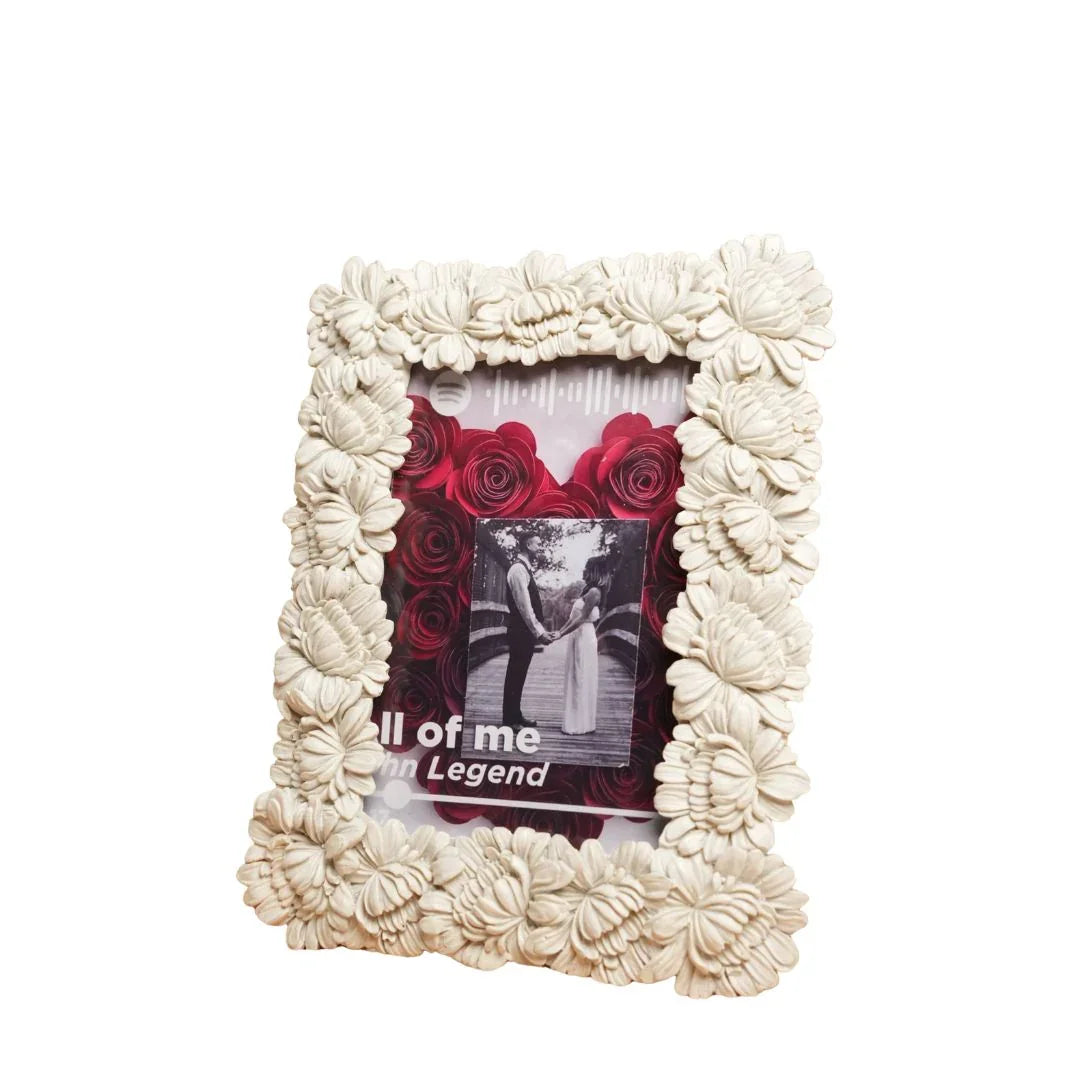 white artisian frame