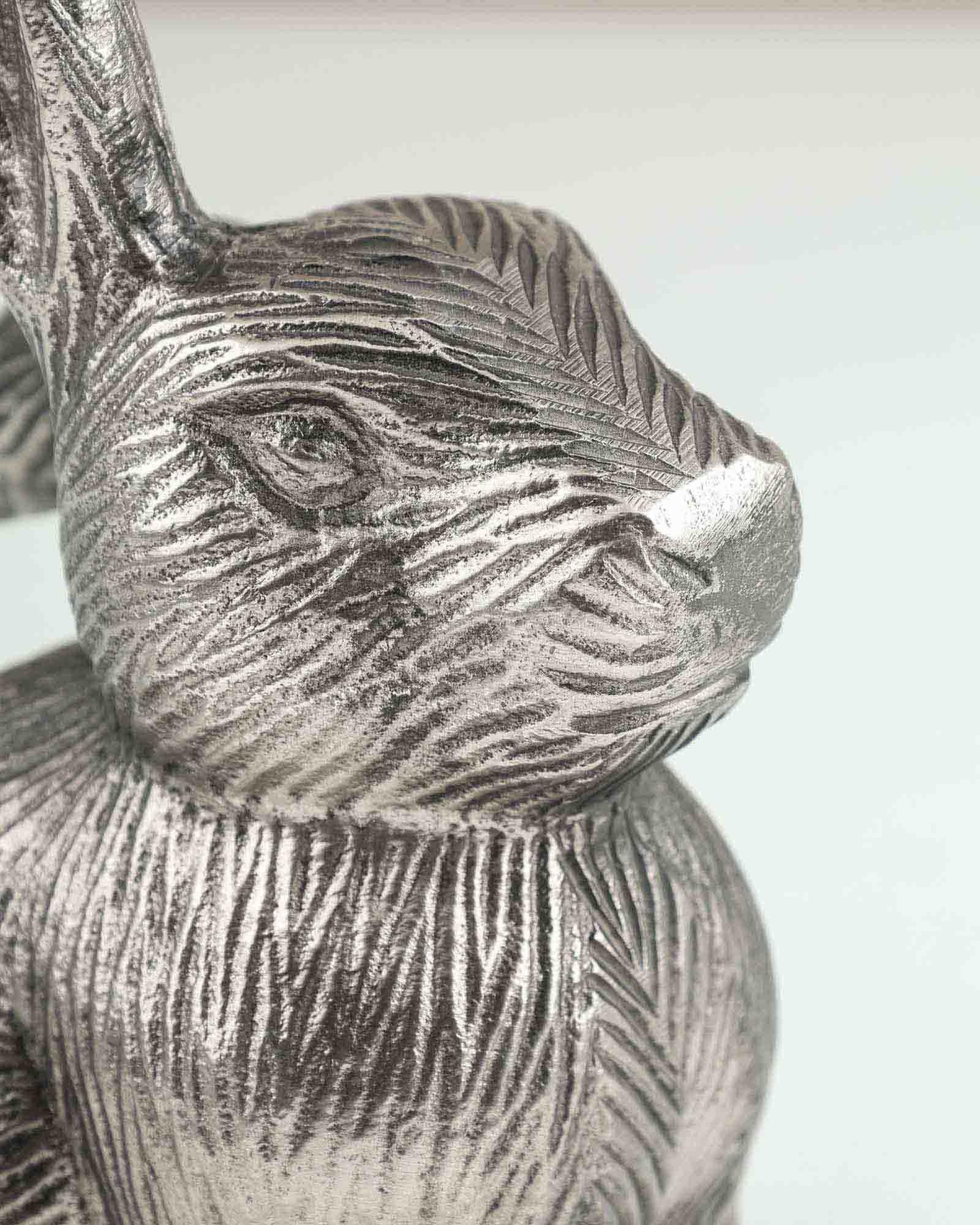 Conejo Ant. Table Decor