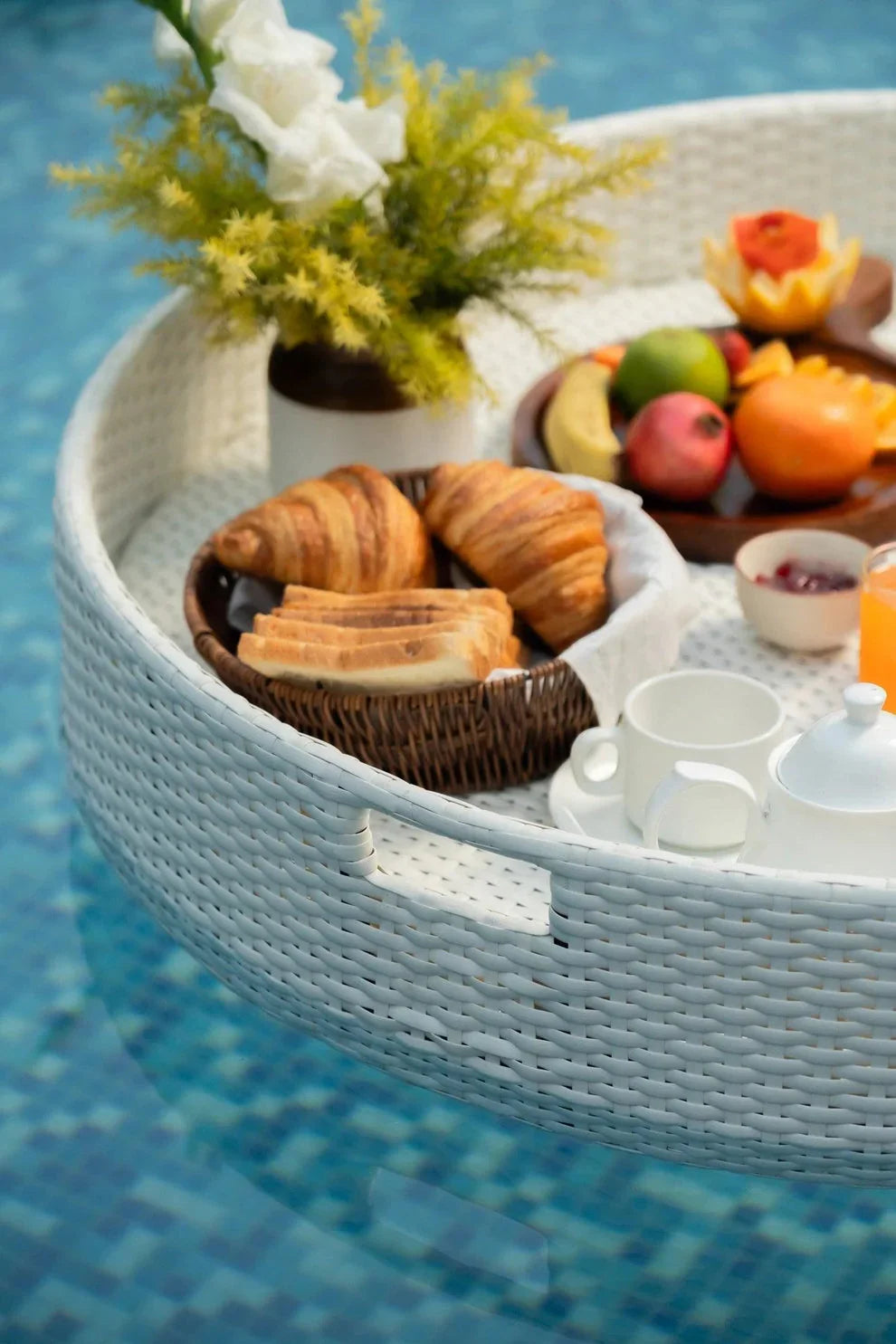 Luxury Round Floating Serving Tray