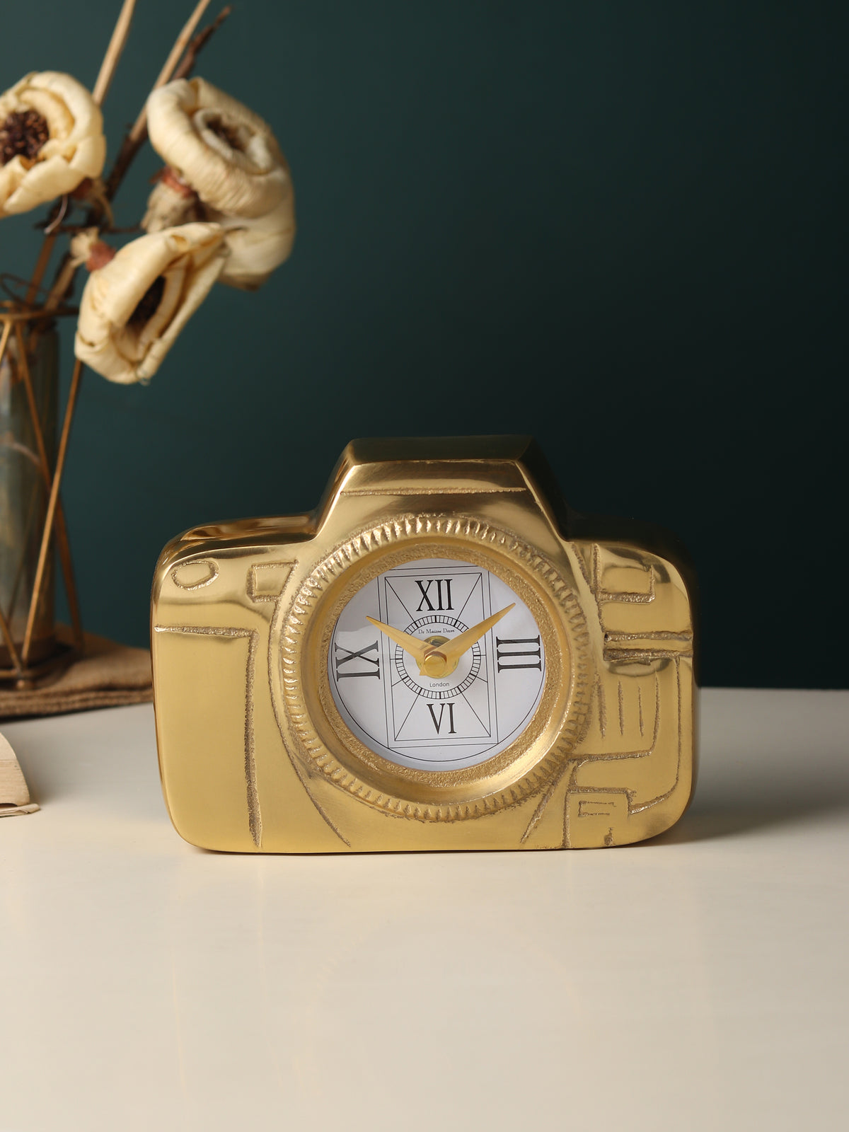 Camerio Clock
