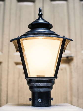 Classic Black Big Outdoor Gate Light