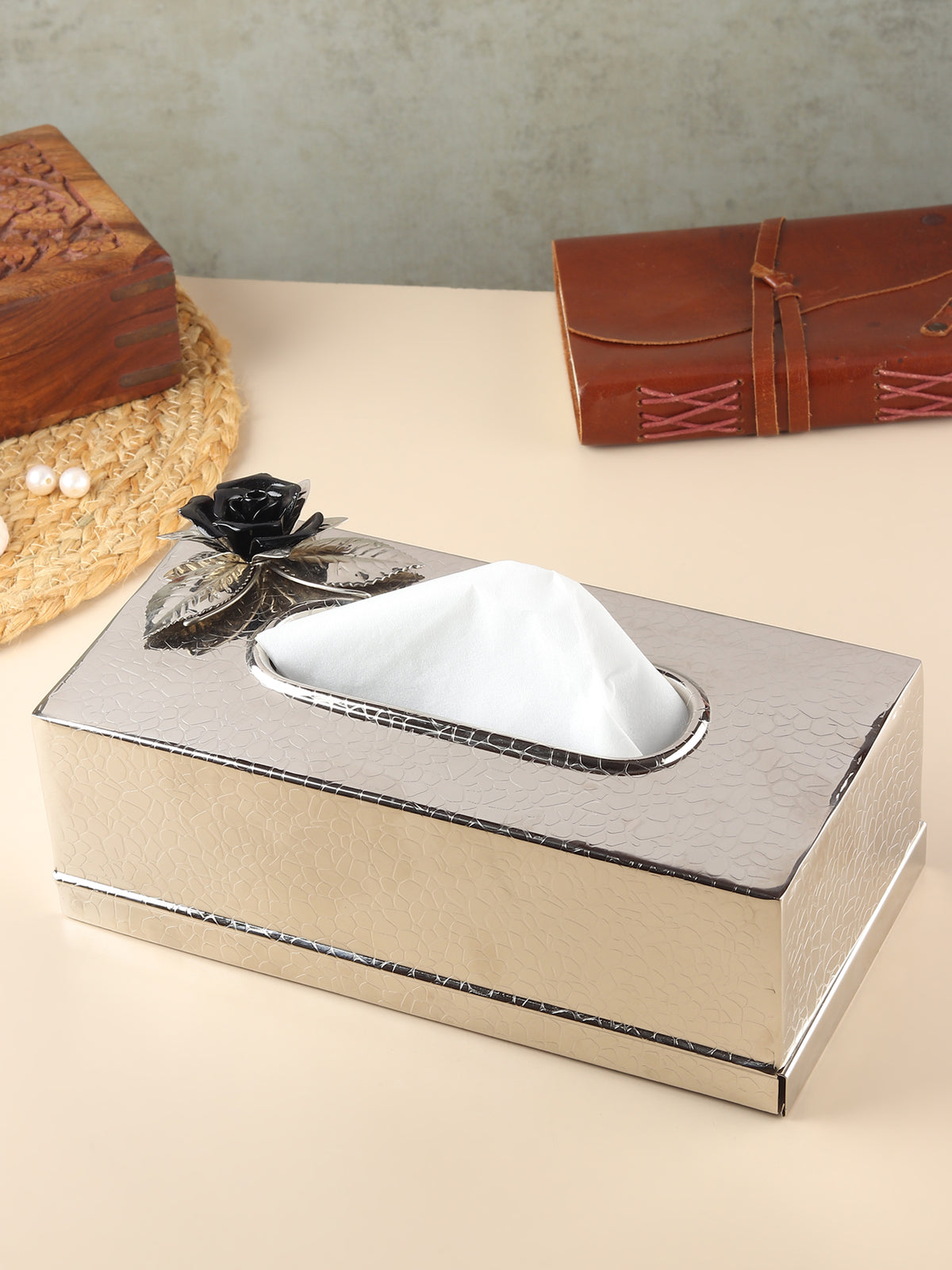 Petal Eclat Tissue Holder