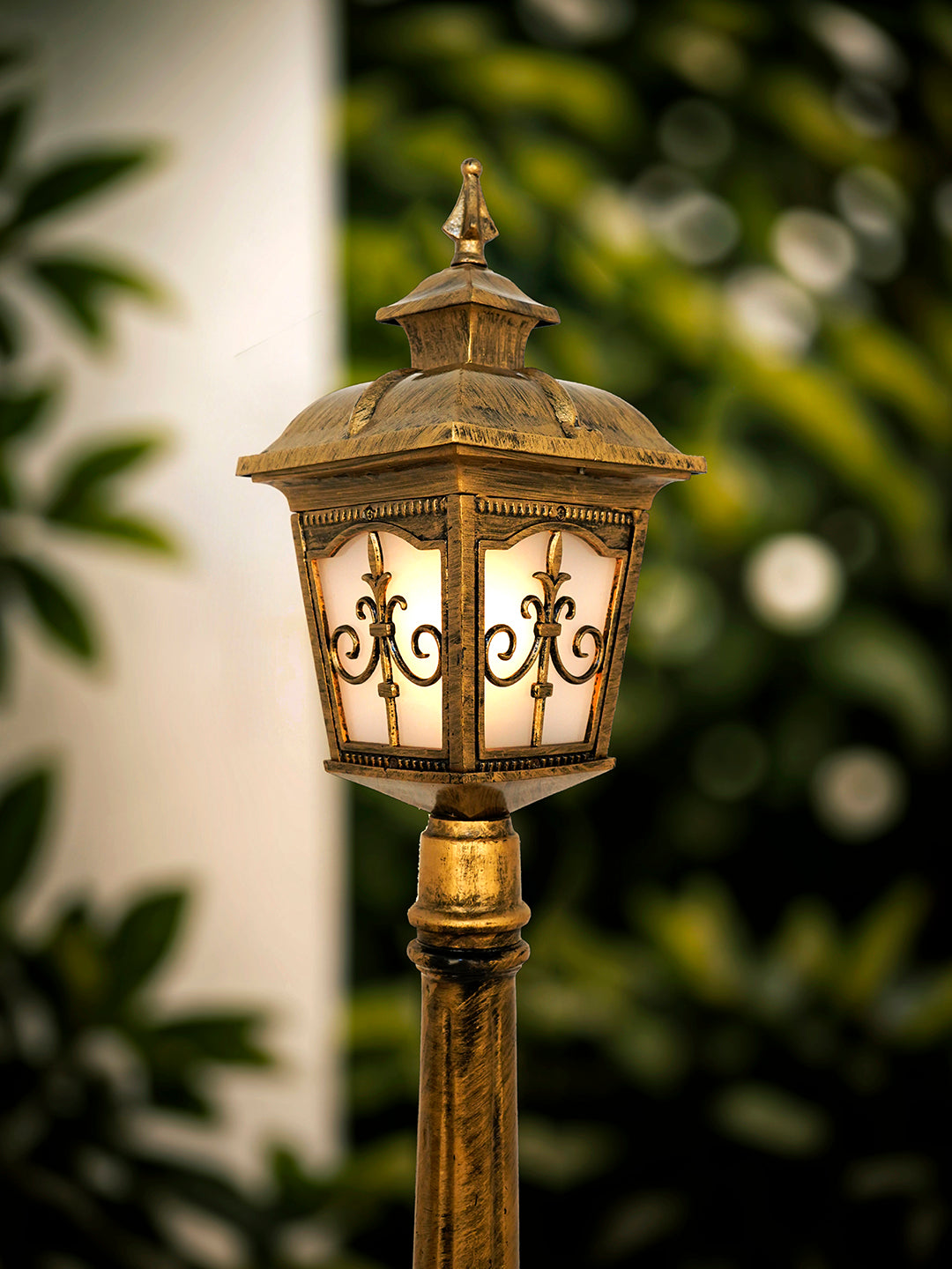Lamp Post Lights Indoor/Outdoor, Vintage Street Light for Living Room, Lawn, Pathway, Driveway, Front/Back Door